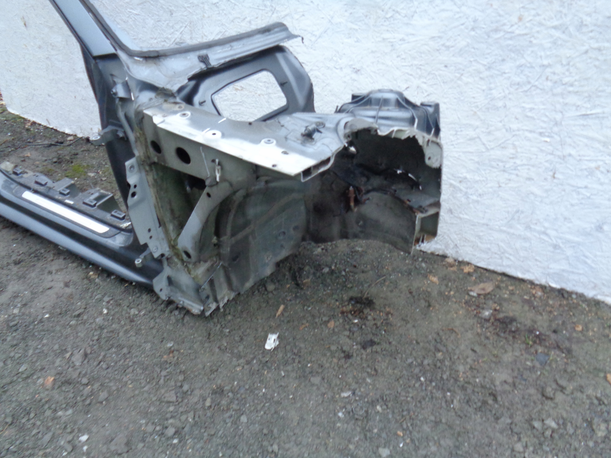AUDI A6 C7 4G quarter threshold pillar A+B right 11R