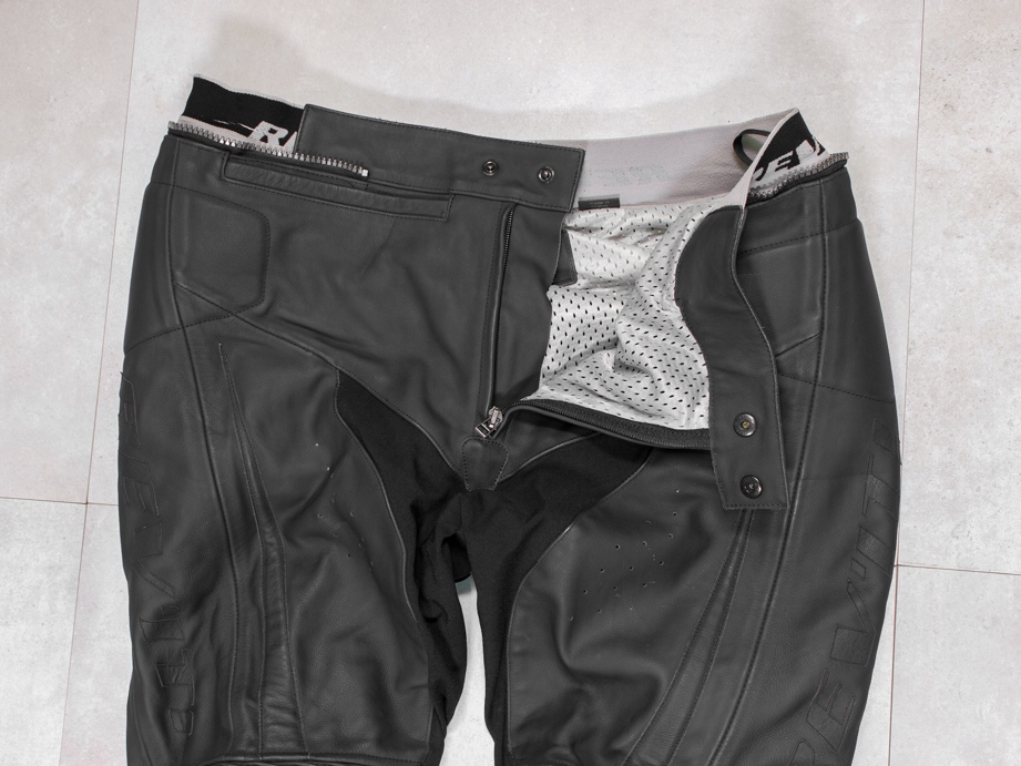 REV'IT SPODNIE MOTO SKÓRZANE PROTEKTOR STRETCH 58 Materiał skóra