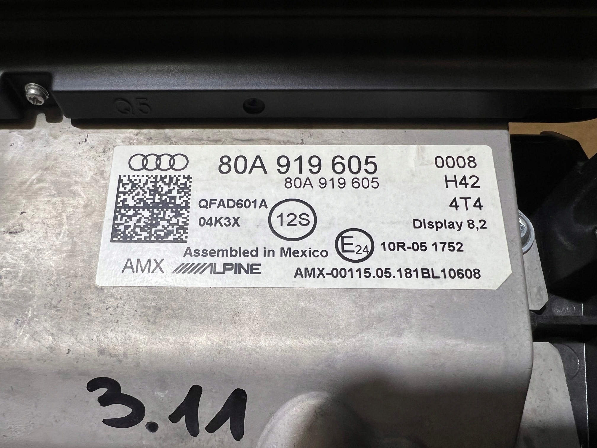 AUDI Q5 80A Bildschirm PANEL LCD Navigation ALPINE 80A919605