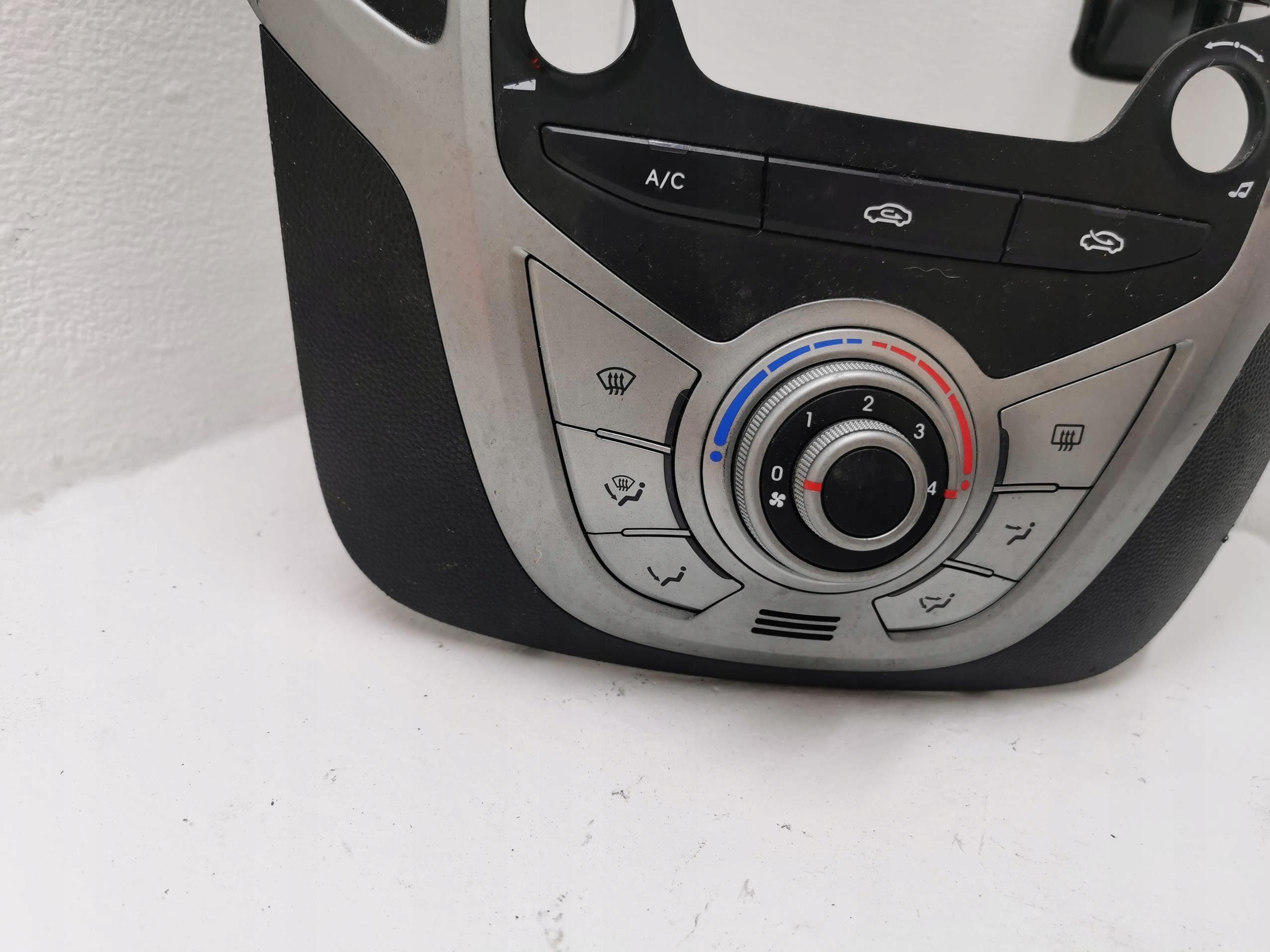 COMANDI CLIMA HYUNDAI IX20 97250-1K0704X