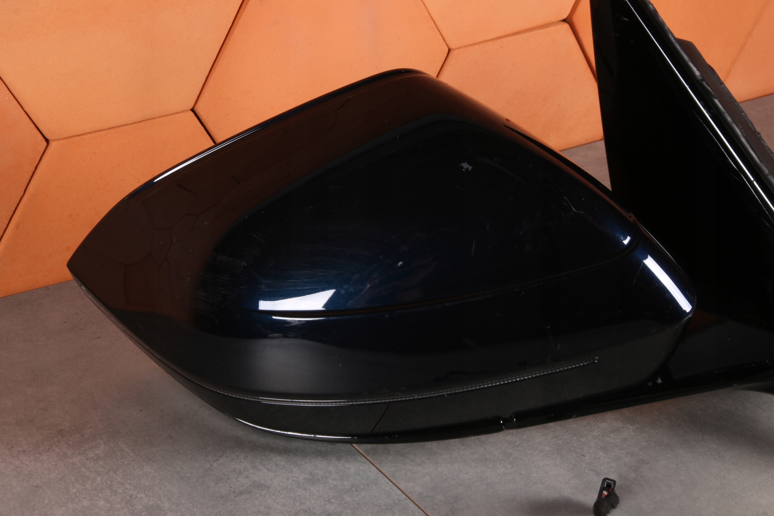 BMW G60 G61 G70 mirror right support cover indicator NAPED 5A292C7