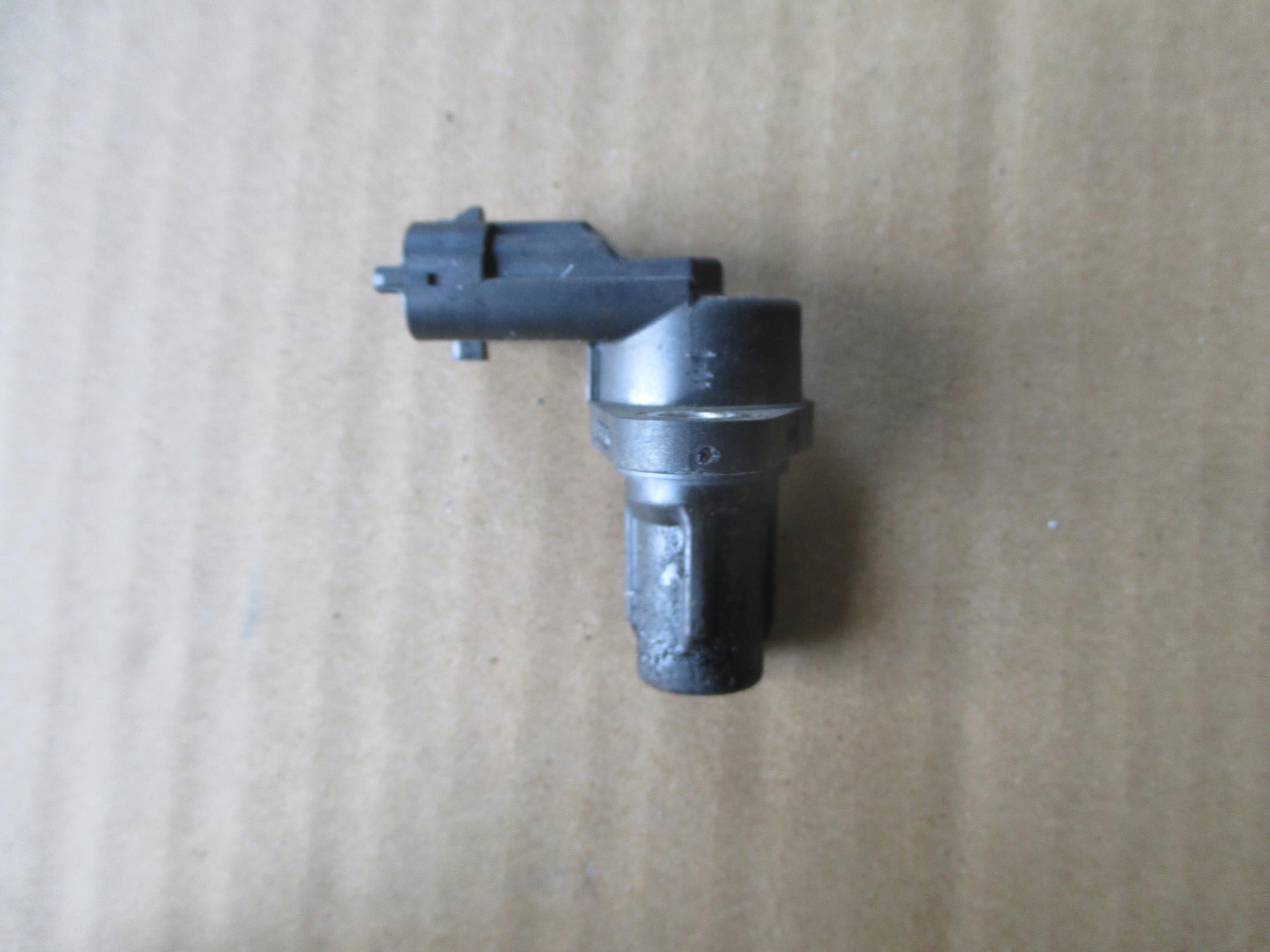 FIAT IDEA 1.4 03-10 CZUJNIK WAŁKA ROZRZĄDU