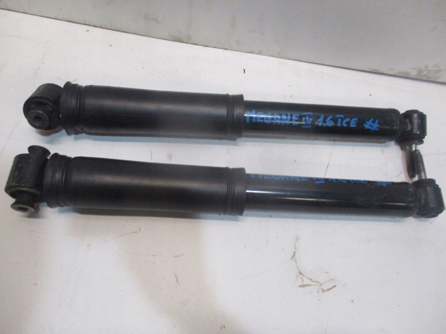 shock absorber amor rear RENAULT MEGANE IV 1,6TCE
