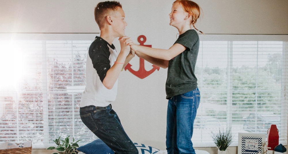 Kuchenka mikrofalowa SHARP YC-QG254AE-B 900W 25L Model YC-QG254AE-B