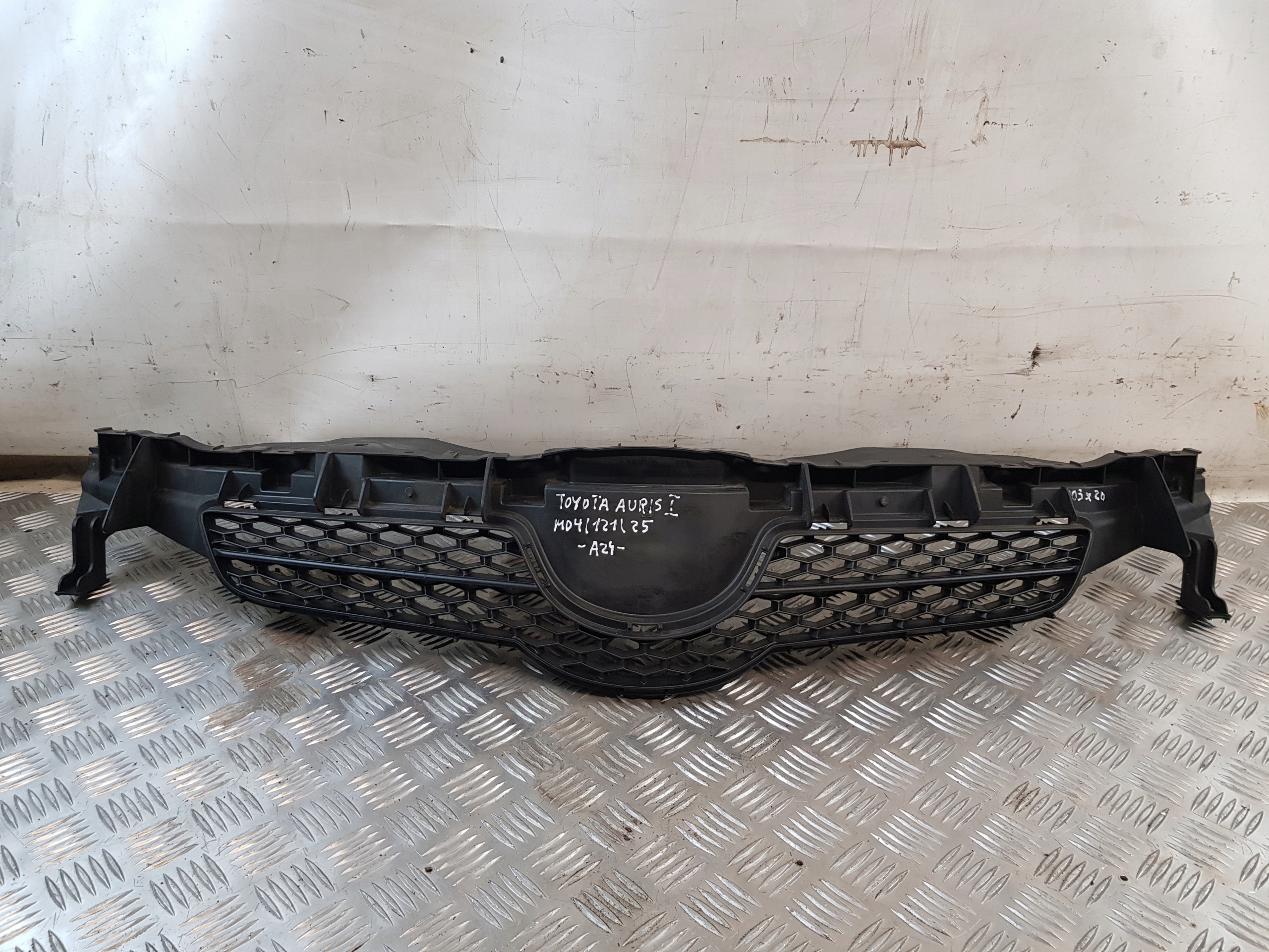 GRIGLIA TOYOTA AURIS e 07R- OE 53111-12A00