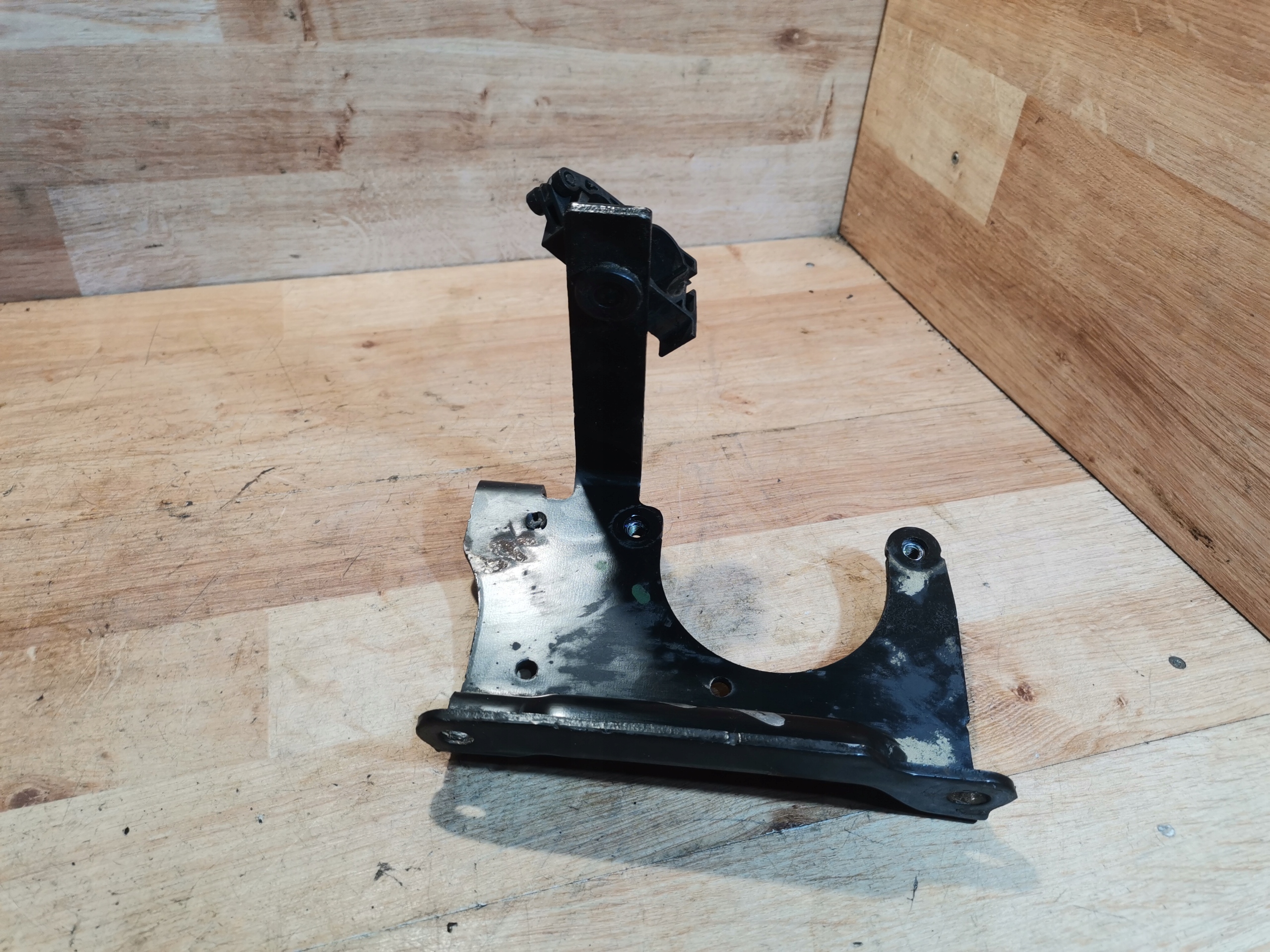 console holder POMPY VACUM Dodge RAM 1500 2013r