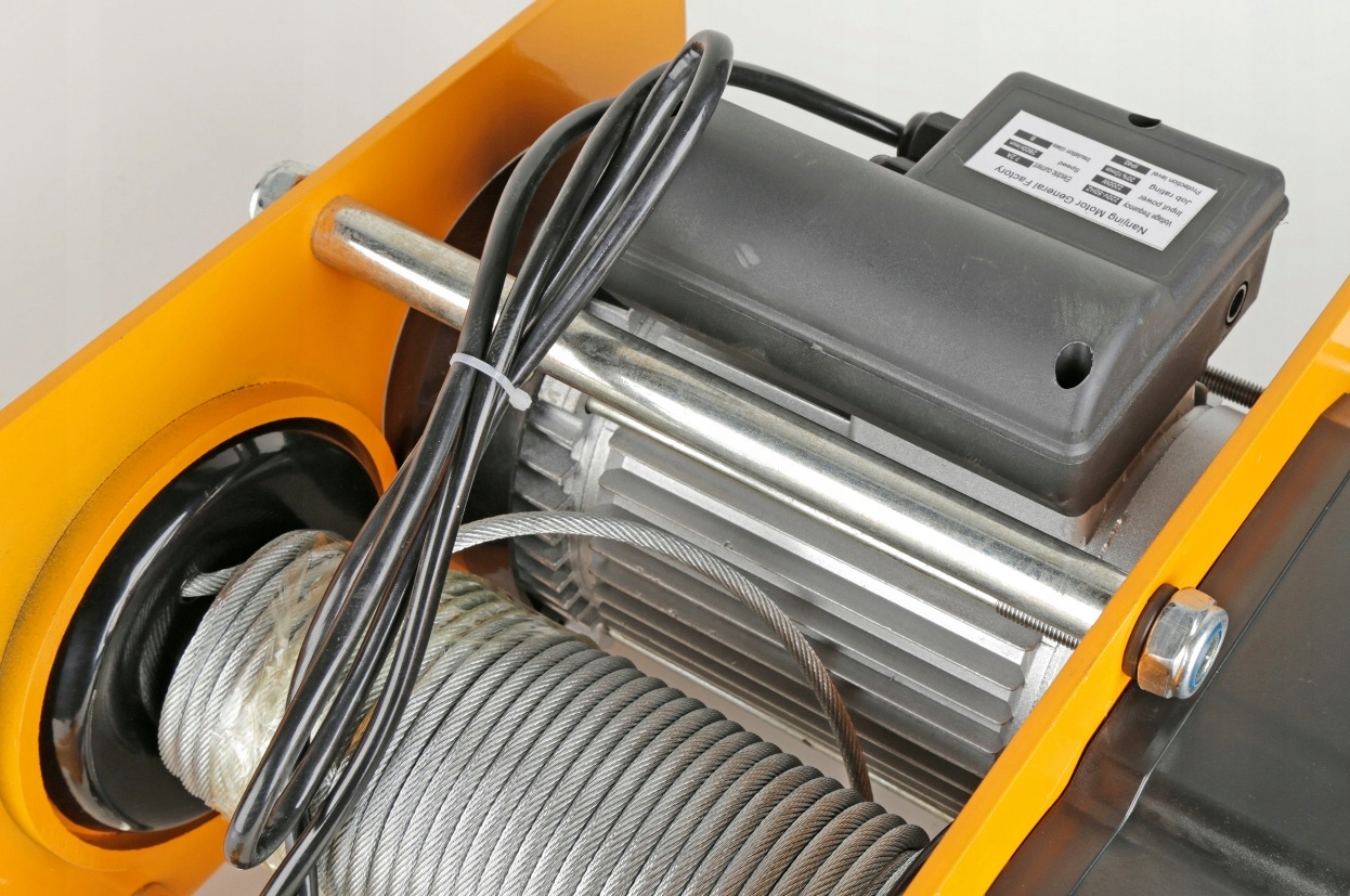 WYCIAGARKA ELEKTRYCZNA WCIAGARKA LINOWA 1000KG 30M Producent code HJ210