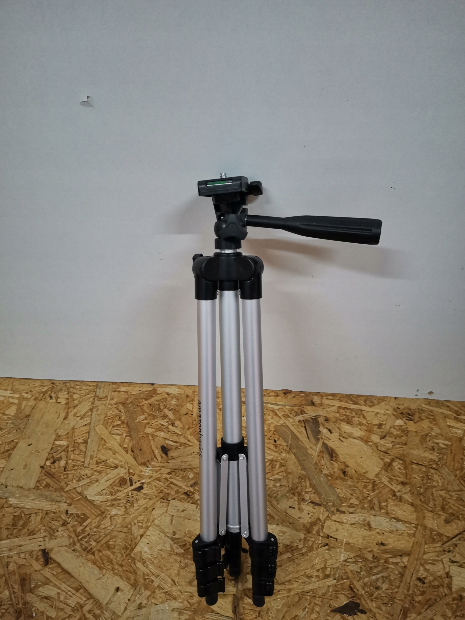 Amazon Basics Uniwersalny statyw do telefonu 127cm Model AMZAUST-50IN