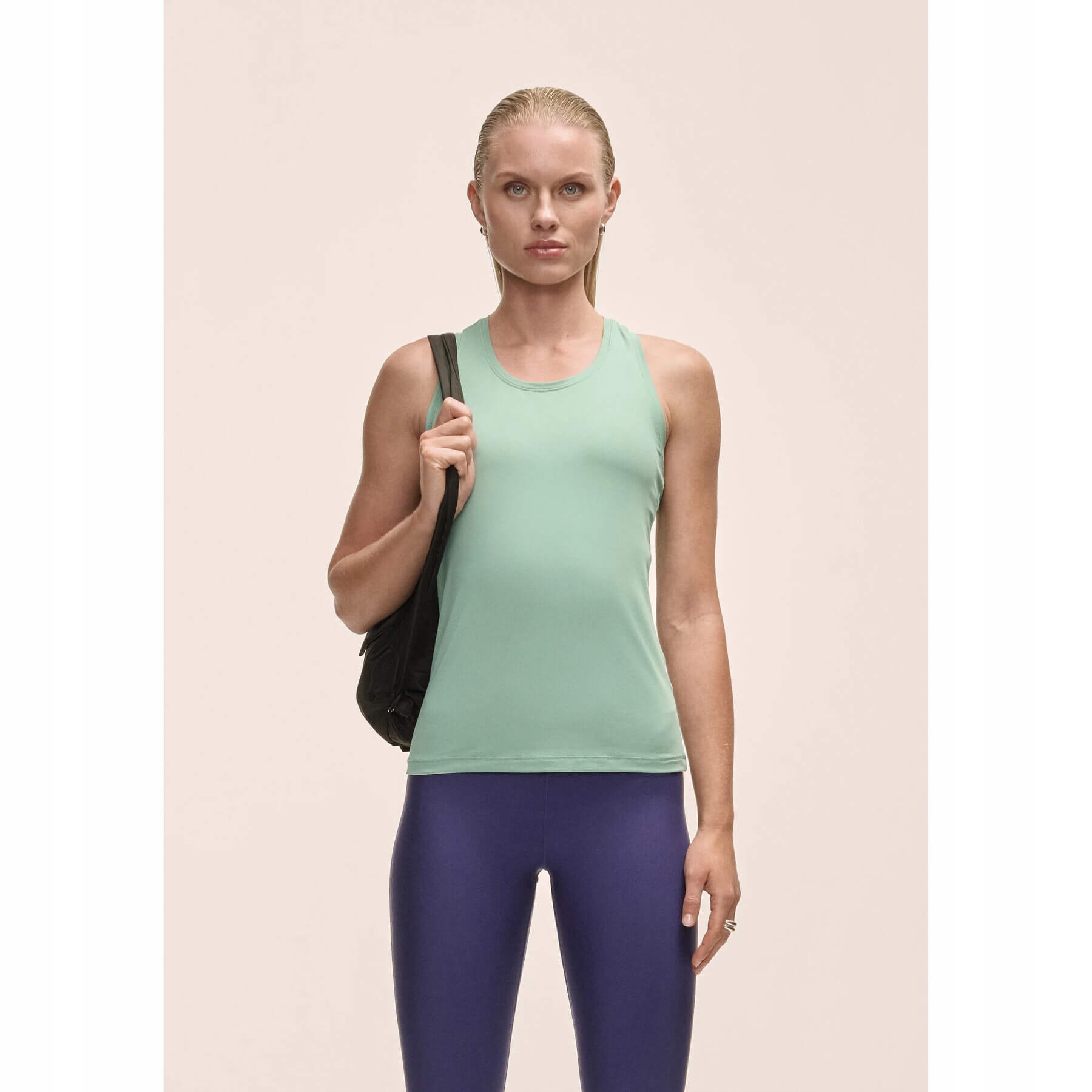 Tričko Casall Essential Racerback Tank S