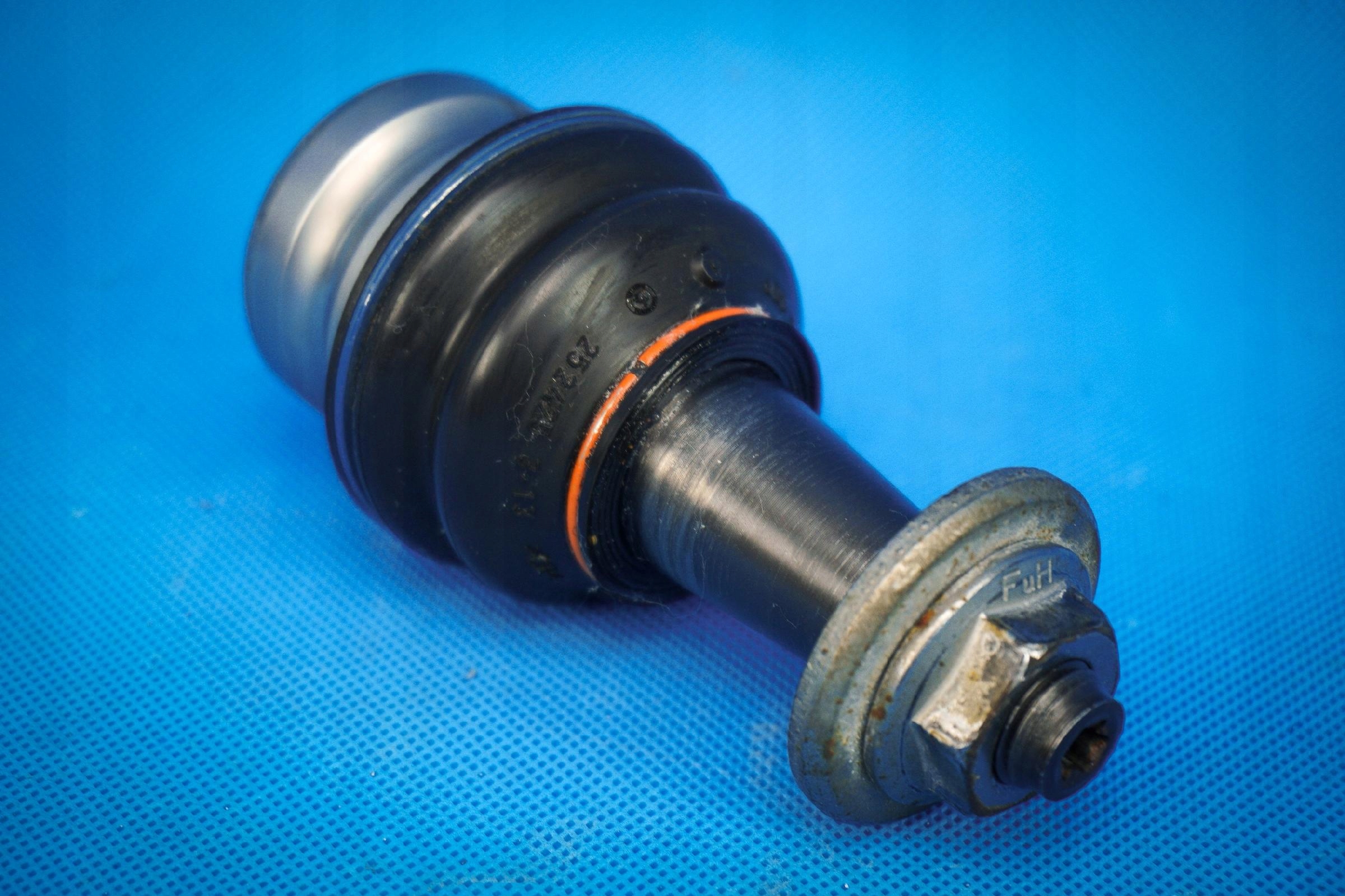 joint arms Audi A4 8K A5 A6 A7 4G 4G0407689C