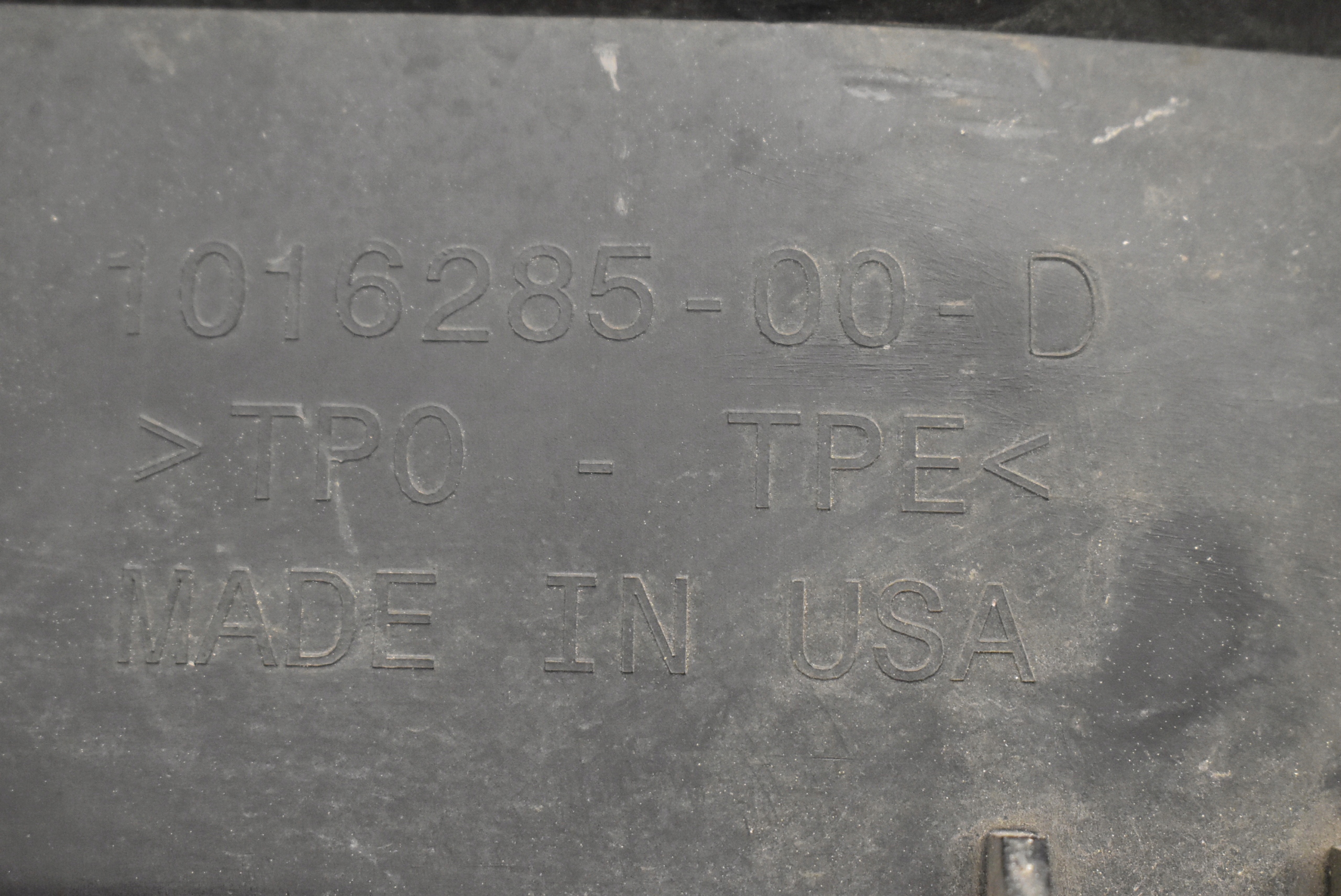 TESLA S RWD AP NADKOLE LEWE PRZEDNIE 1016285-00-D Typ samochodu Samochody osobowe