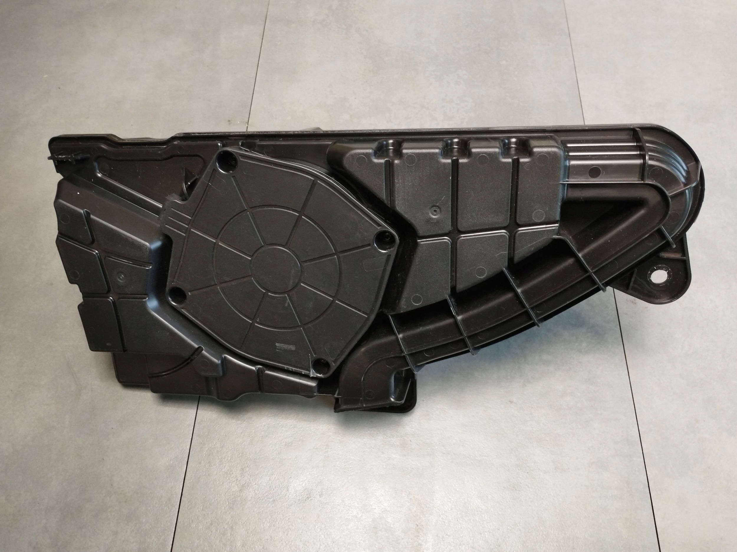 Audi A5 b10 reprák subwoofer 8B3035382