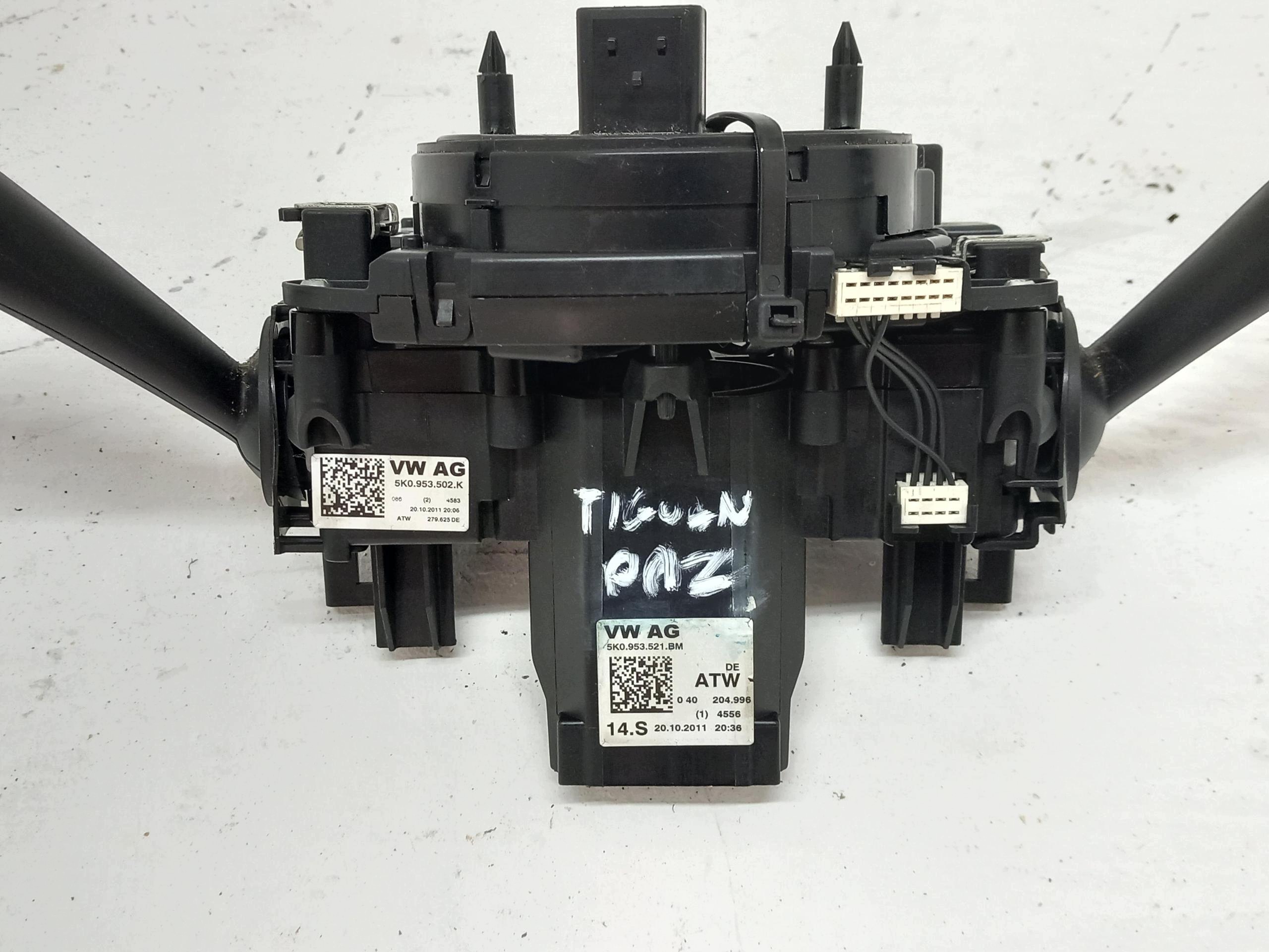 devio luci tergicristallo tergi devio luci devio VW GOLF TIGUAN SEAT SKODA OE 5K0953521BM