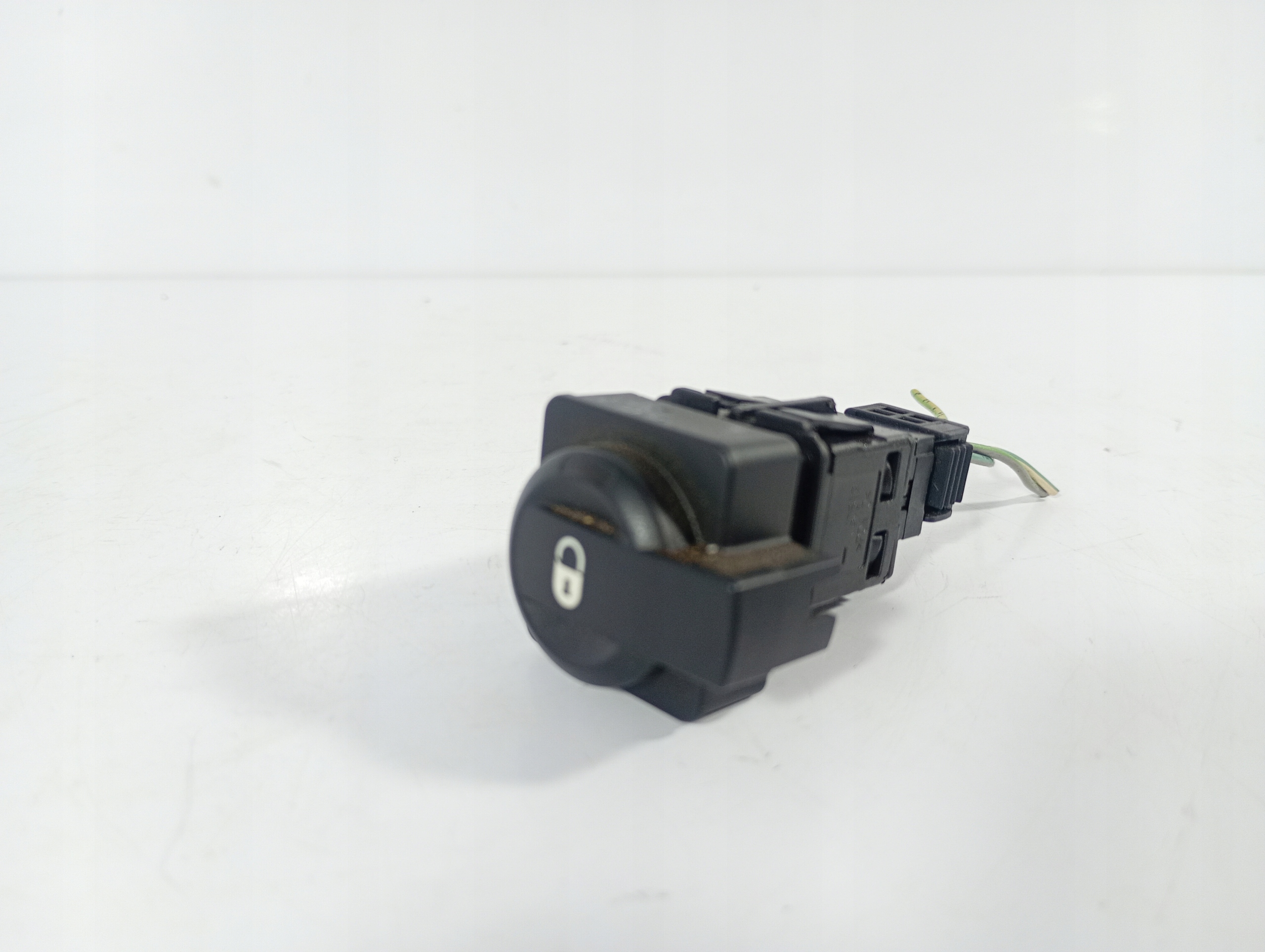 Citroen C4 04-11 switch button of a lock central OE 96476626XT