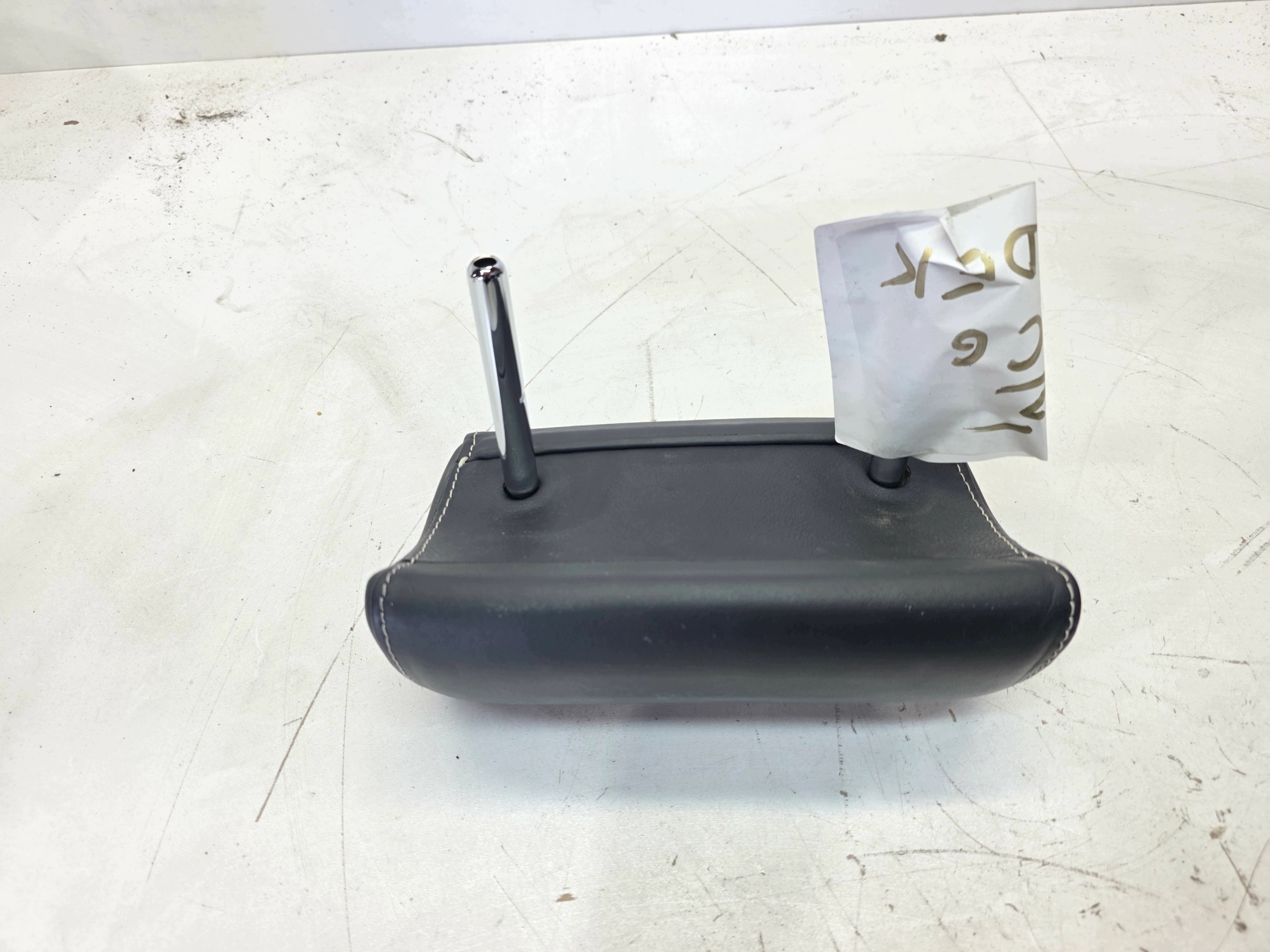 rest rear seat rear part central AUDI A6 C6 leather BIALA NIC
