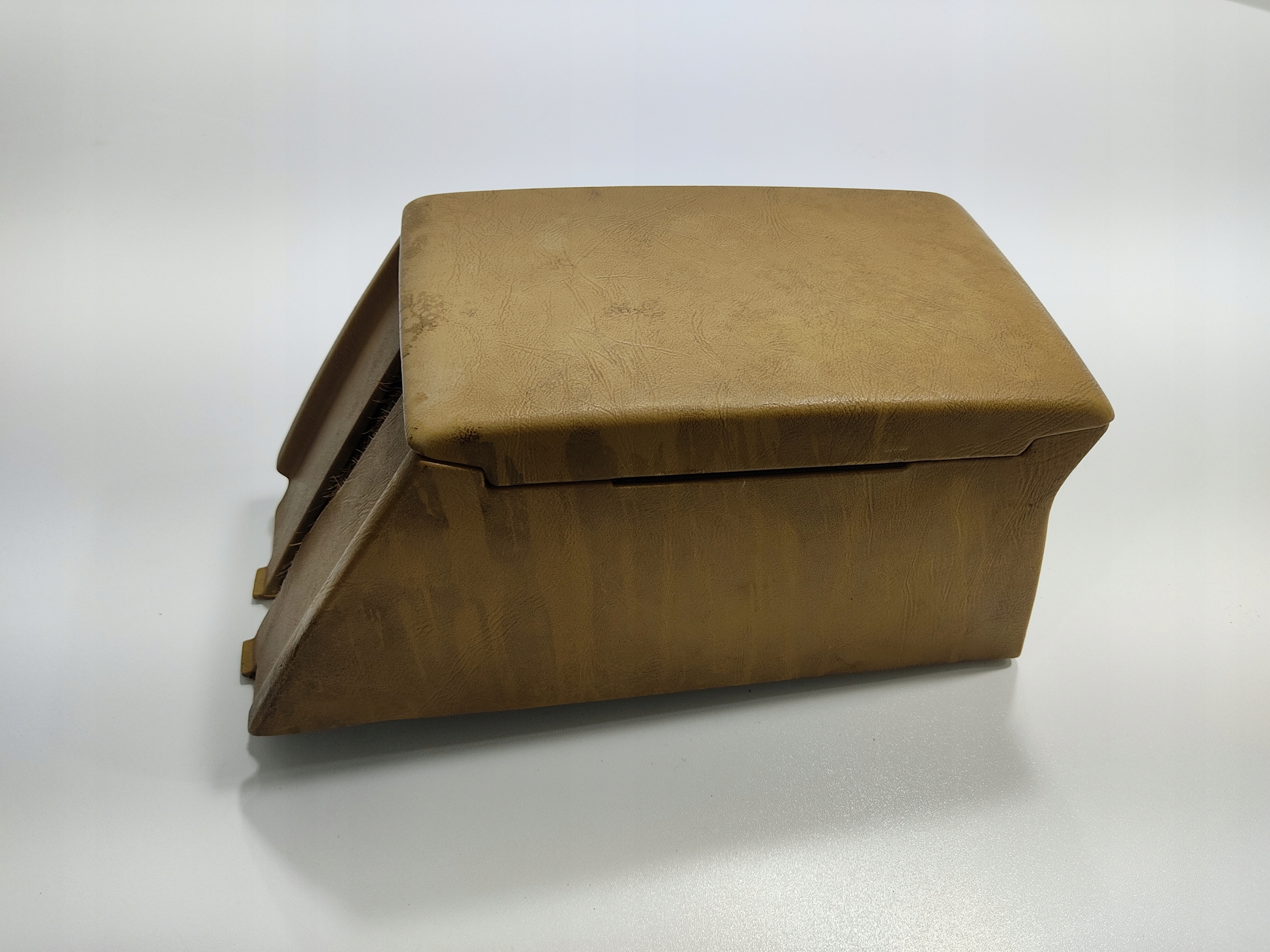 armrest passenger compartment ZAPALNICZKA TUNEL BMW 7 E23 1977-1986