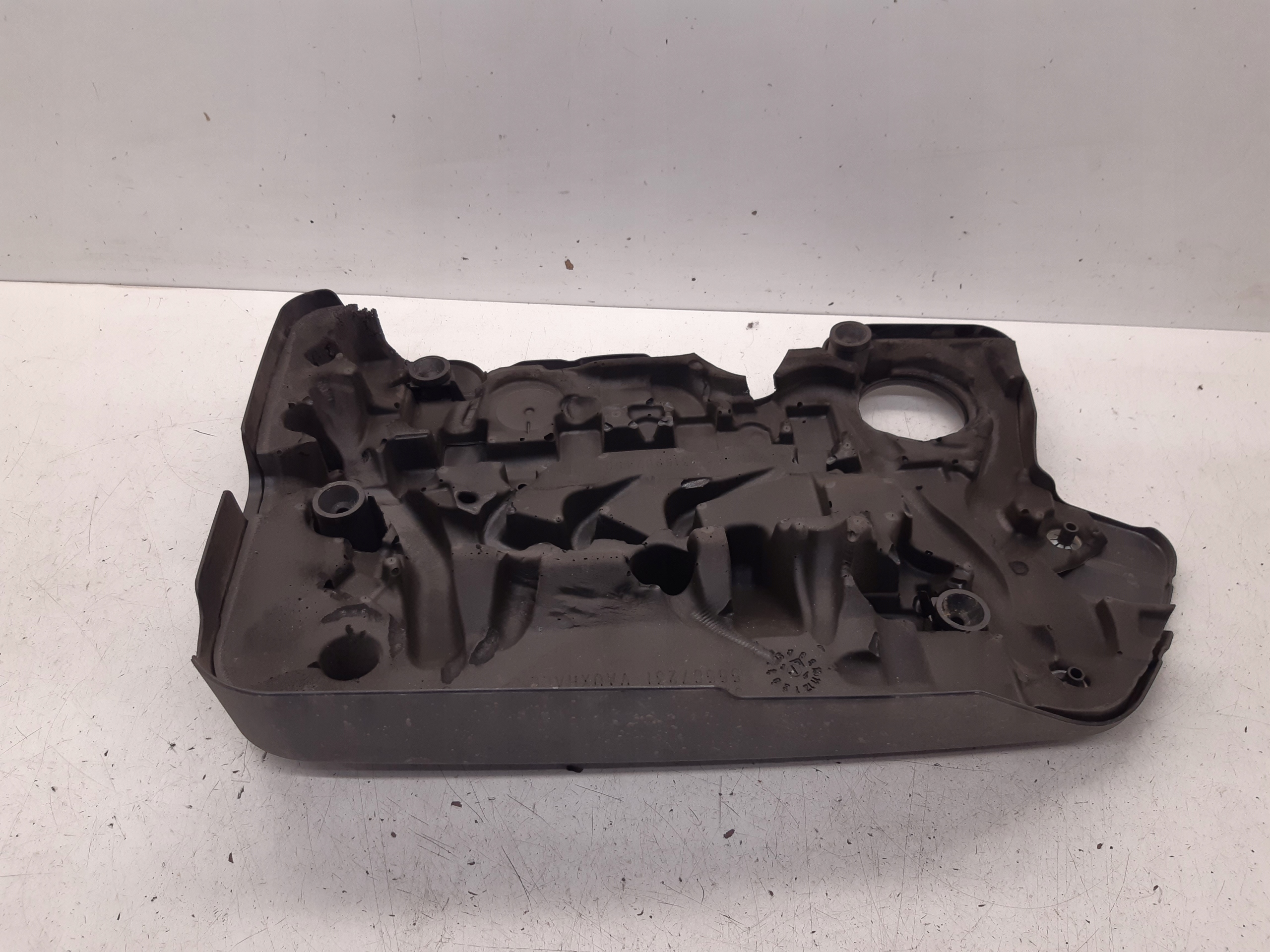 motor cover 1,6 CDTI 55587230 Opel Astra J
