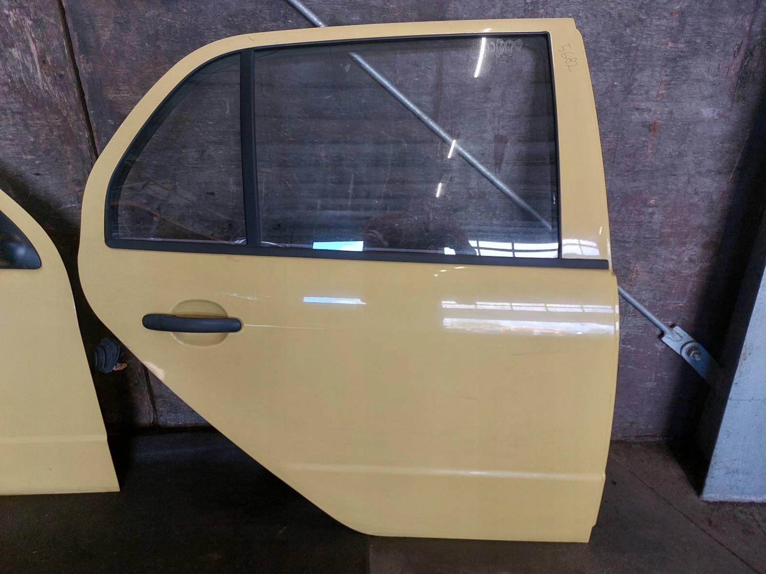 door complete right front + right rear part SKODA FABIA and 6260