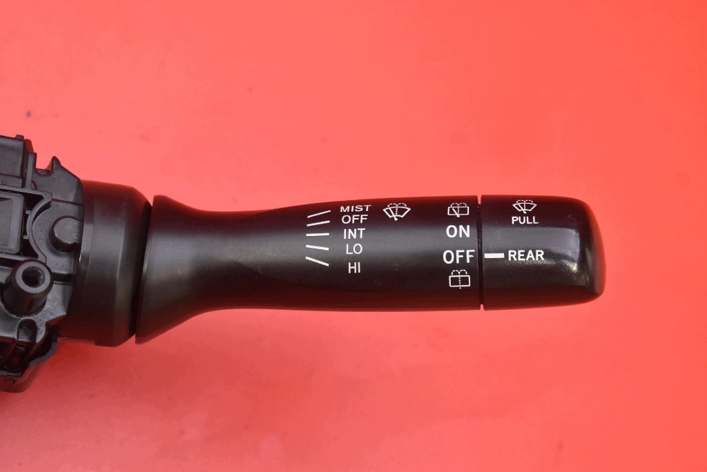 commande levier commodo sous volant PAJAK 0D090-17F143 TOYOTA YARIS 2 II 5D 05-09
