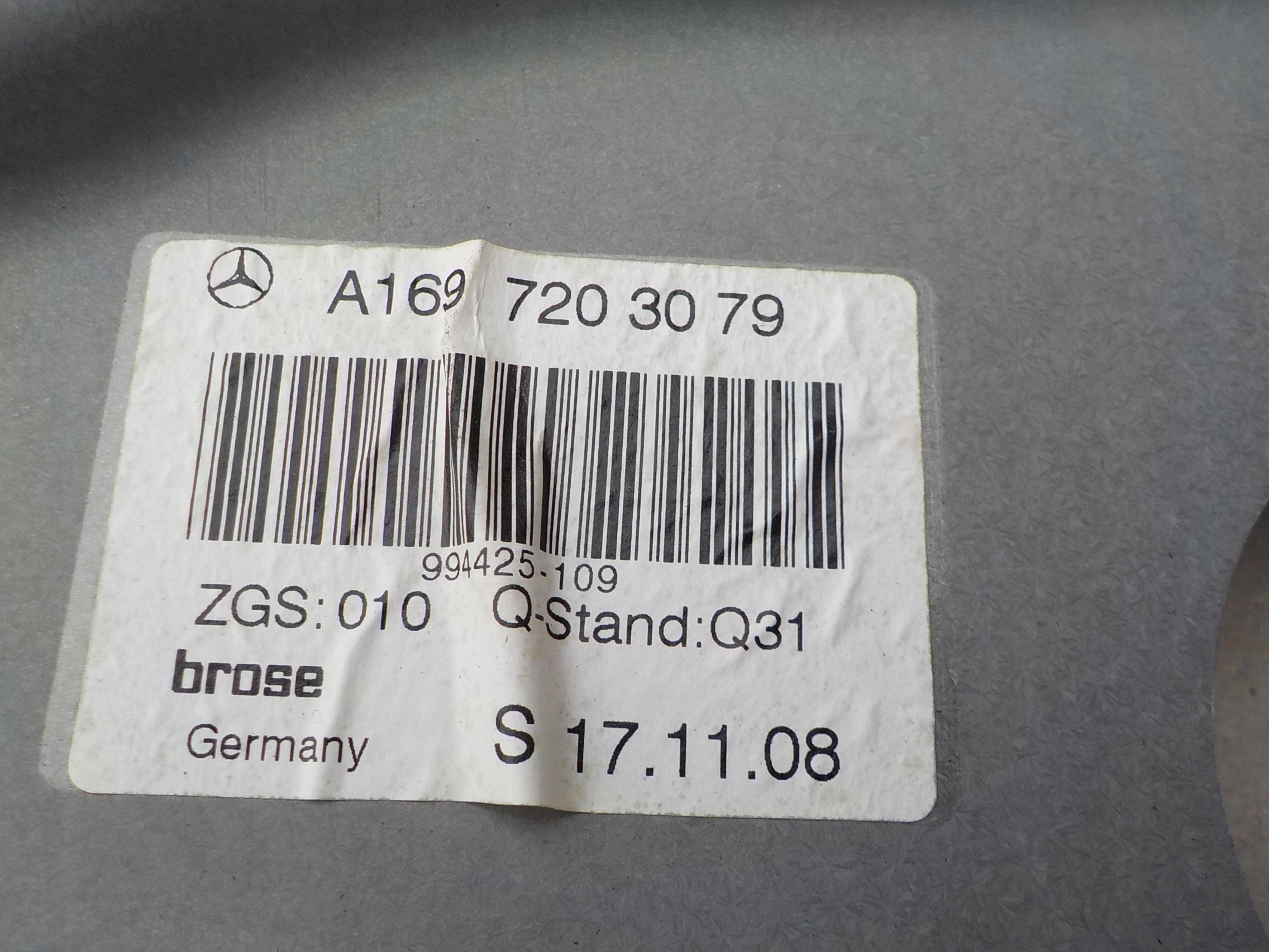 window regulator right front mercedes w245