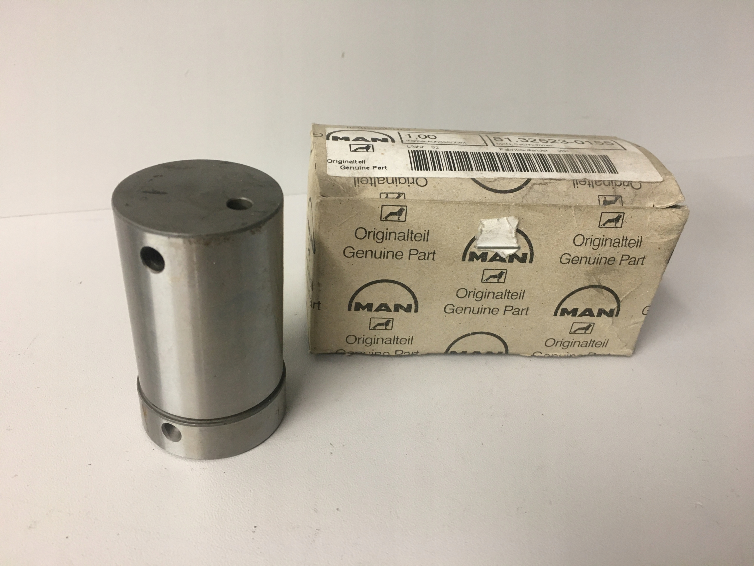 81.32523-0155 - ШТИФТ ПЛАНЕТАРНОГО РЕДУКТОРА ZF MAN