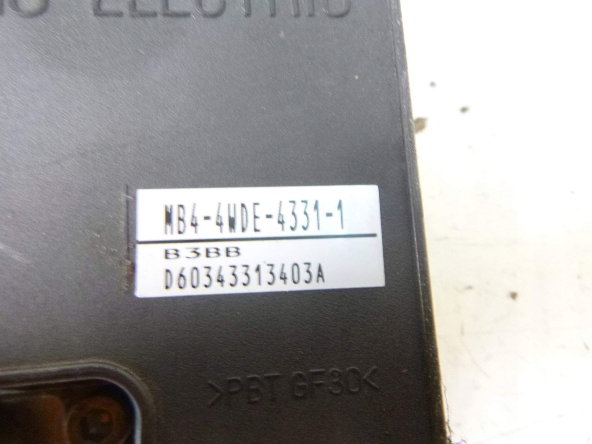 Pompa ABS Centralina Mitsubishi Outlander e 2004r. 2.4B 4WDE-4331-1
