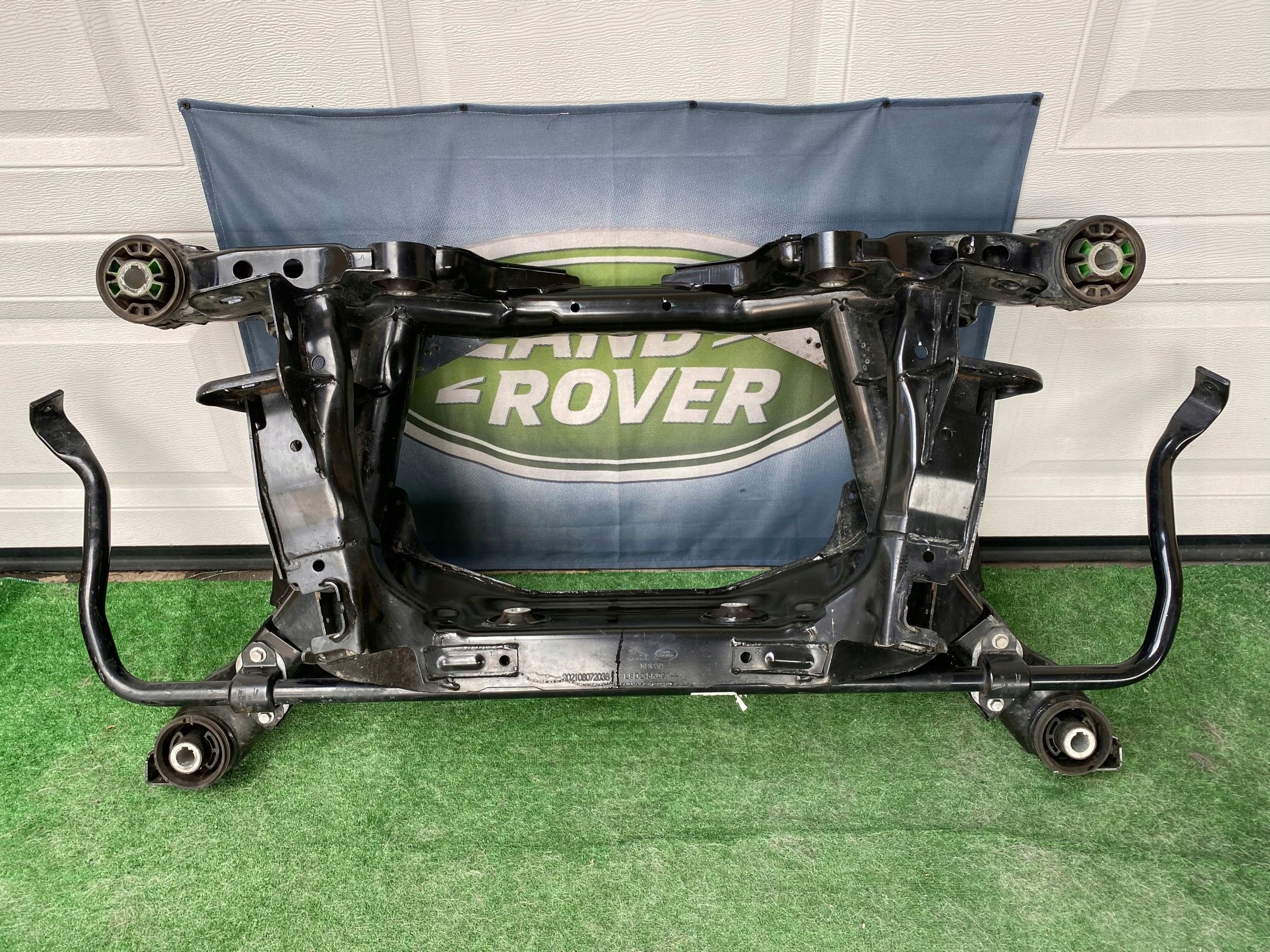 Range Rover Evoque L551 крепление радара K8D29E729BA
