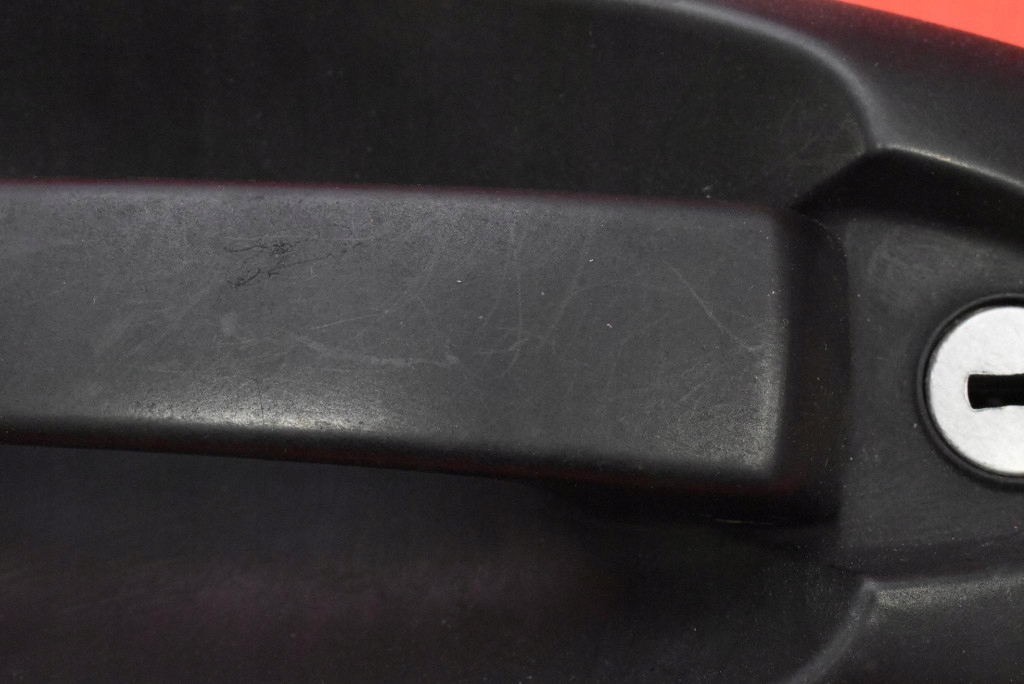 handle left front front black 242557F PEUGEOT BIPPER 1 and 08-20
