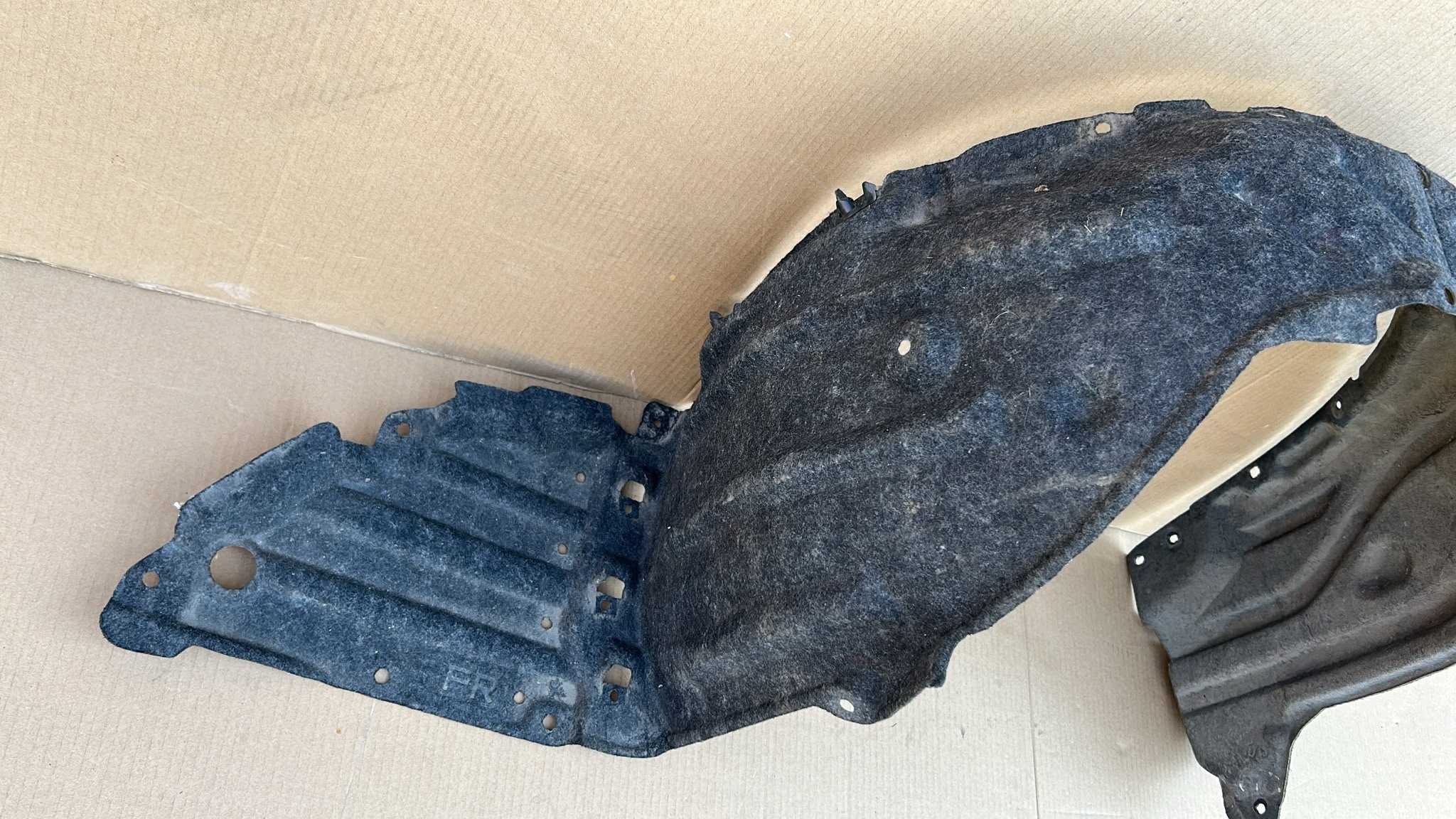 mudguard right right front front TOYOTA COROLLA E21 19- KOMBI