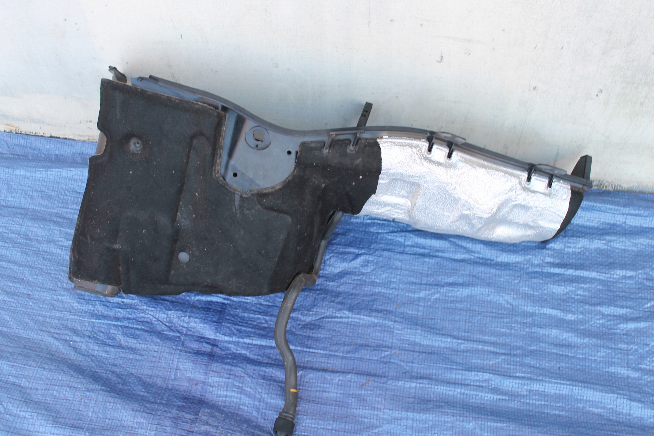 670100462 - MASERATI LEVANTE КРЫШКА САЛОННОГО ФИЛЬТРА 67010046