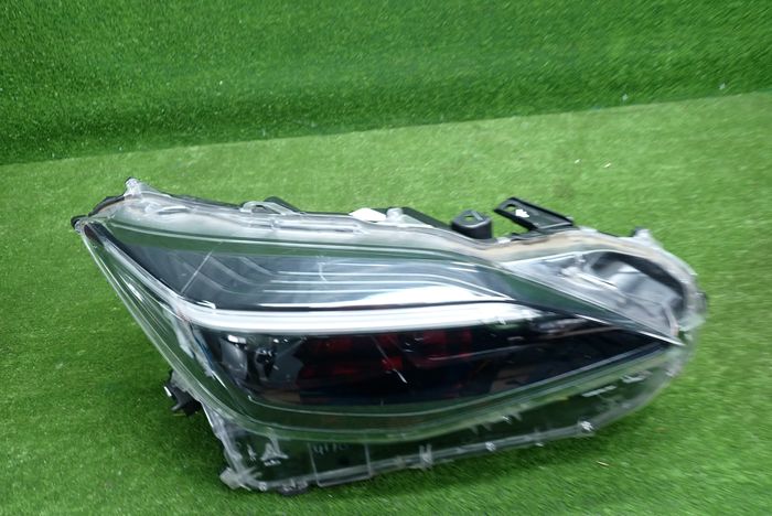 TOYOTA YARIS IV CROSS FULL LED 20- reflektor right light right