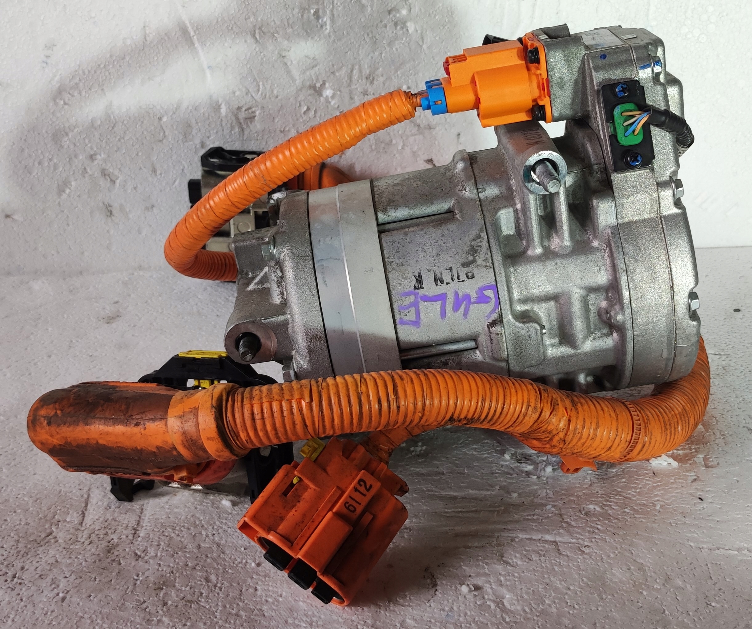 KOMPRESOR KLIMATYZACJI 1.6 B NIRO KONA F502CWFAA04 Producent części Hanon Systems