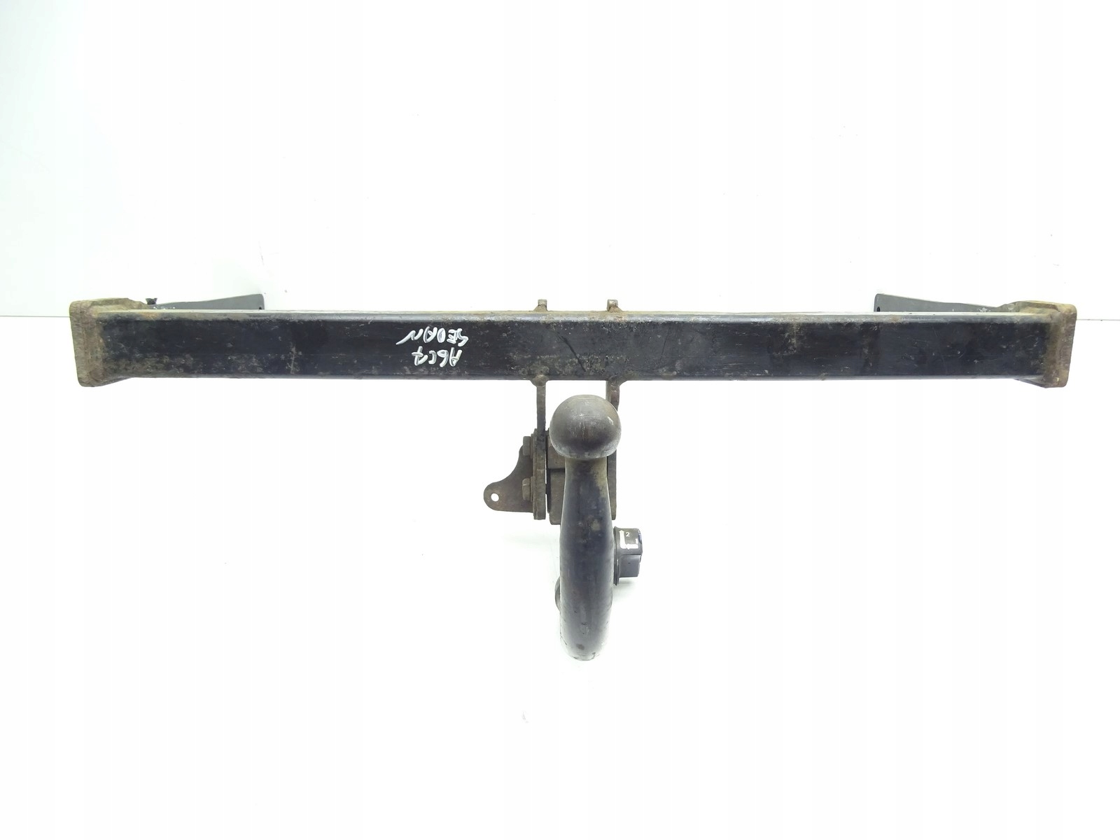 HAK BELKA WZMOCNIENIE KULA AUDI A6 C7 AVANT KOMBI TOWTRUST TAD1VK