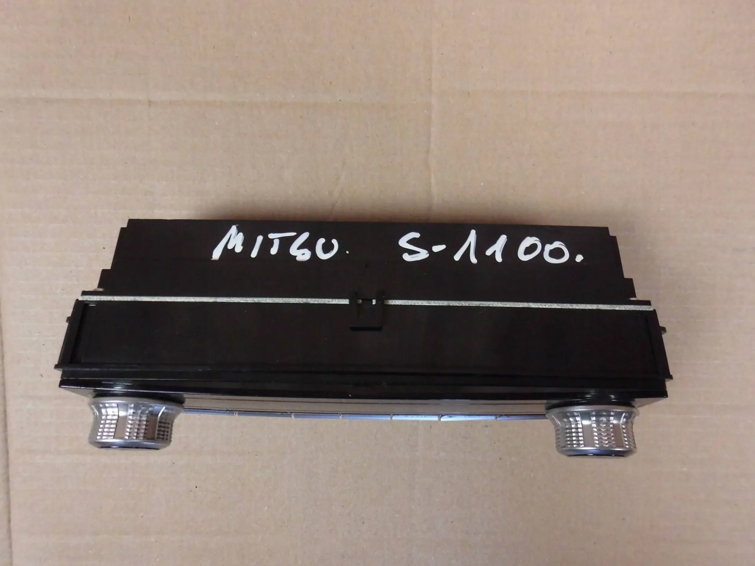 MITSUBISHI OUTLANDER III COMANDI CLIMA CONTROLLO 7820B232