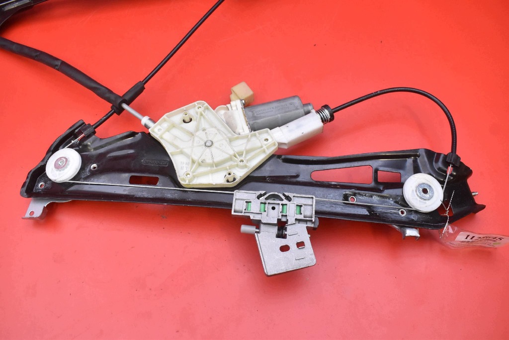 window regulator left front EU A2198200542 MERCEDES CLS C219 04-10