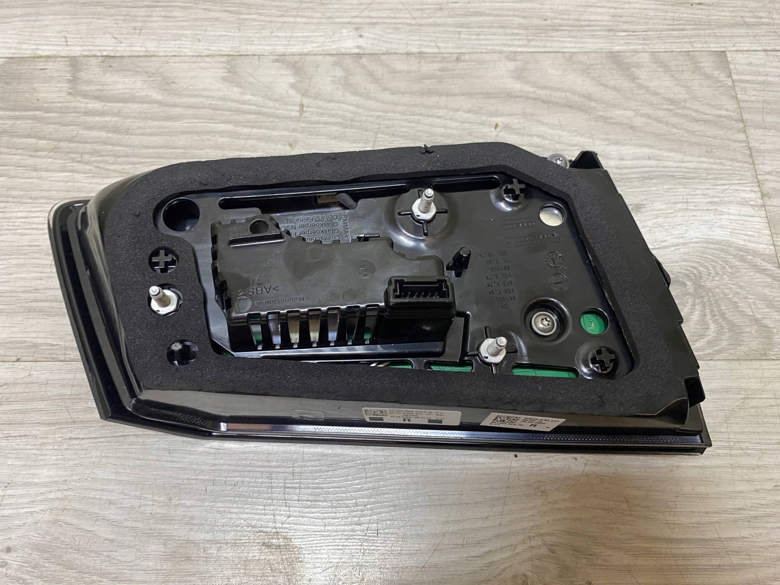 BMW 5 G30 LCI light right rear part 5A38AF4