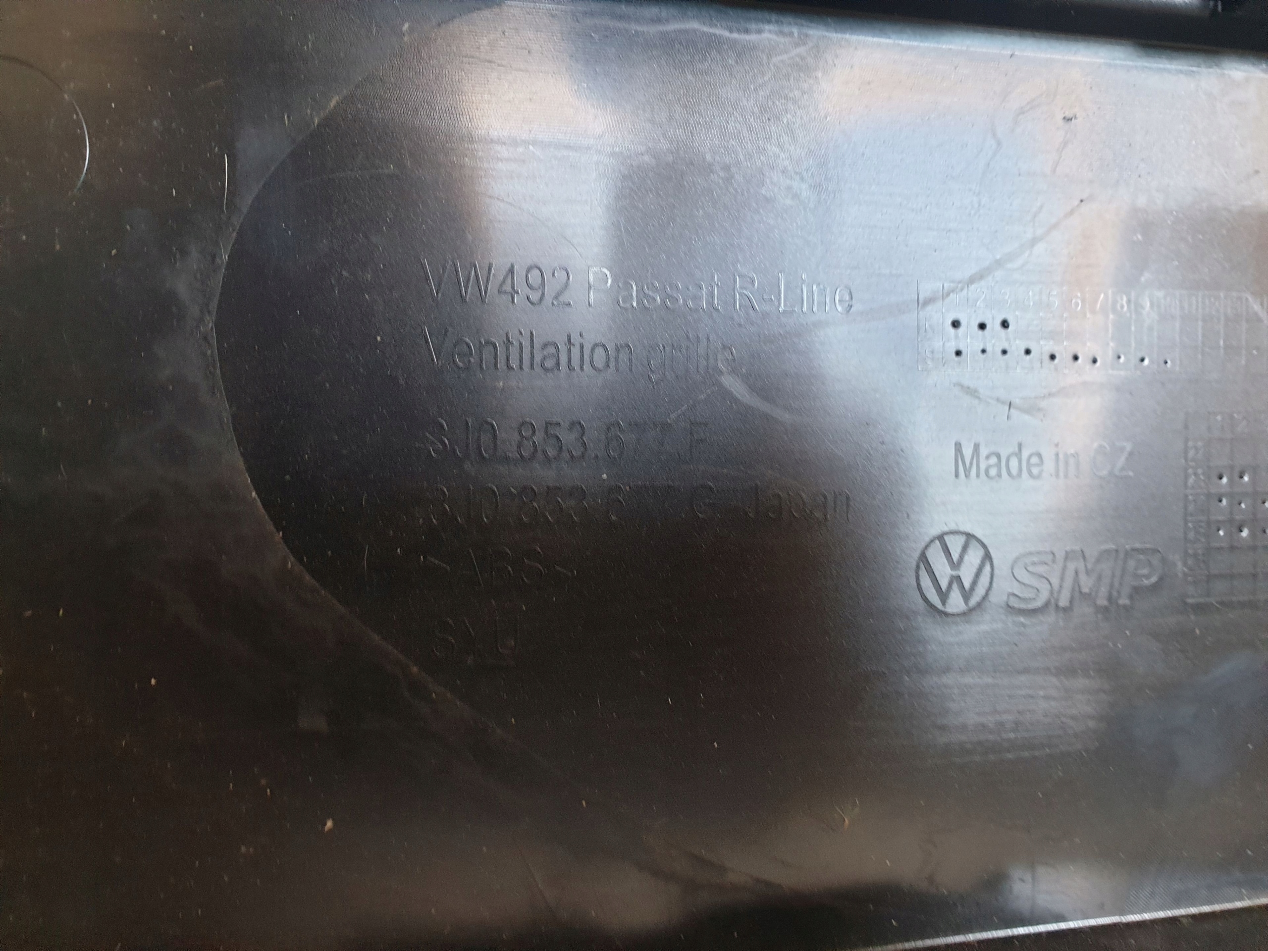 VOLKSWAGEN VW PASSAT B9 3J R-LINE 23-> bumper front grill LED PDC