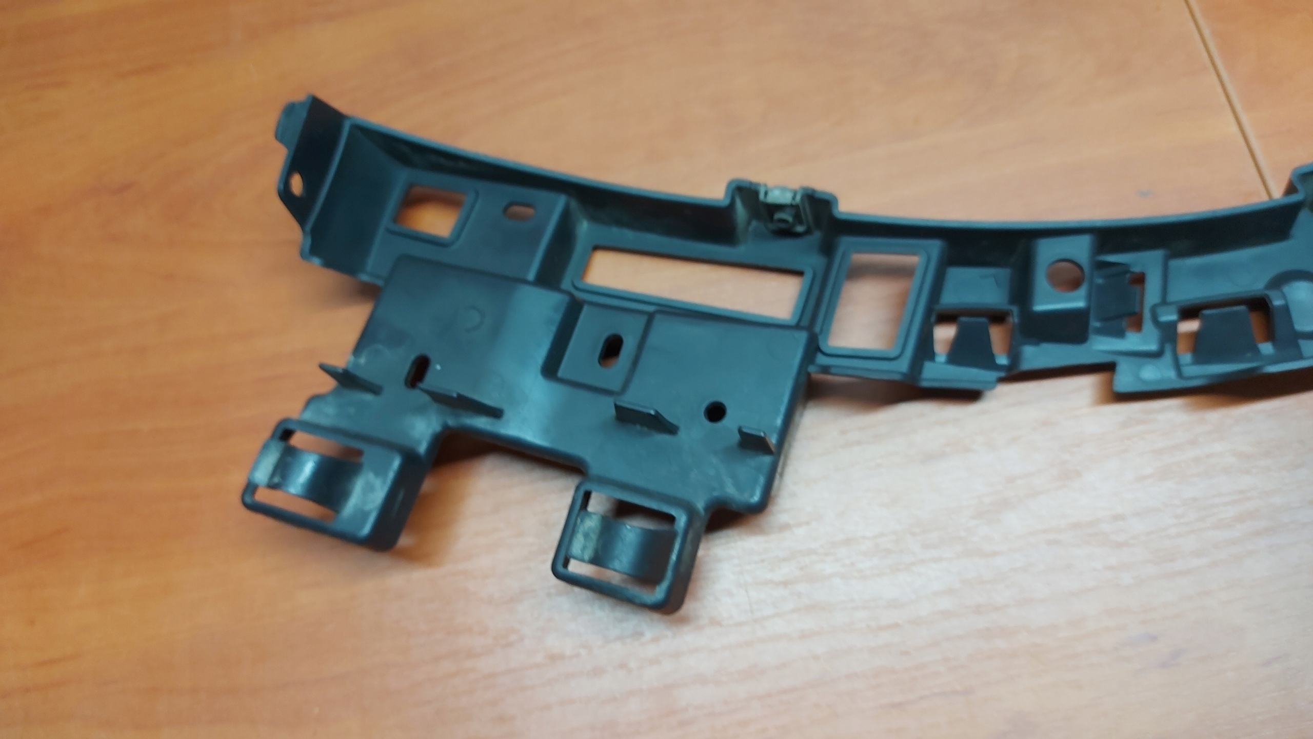 bumper bracket left rear part TOYOTA PROACE CITY 19
