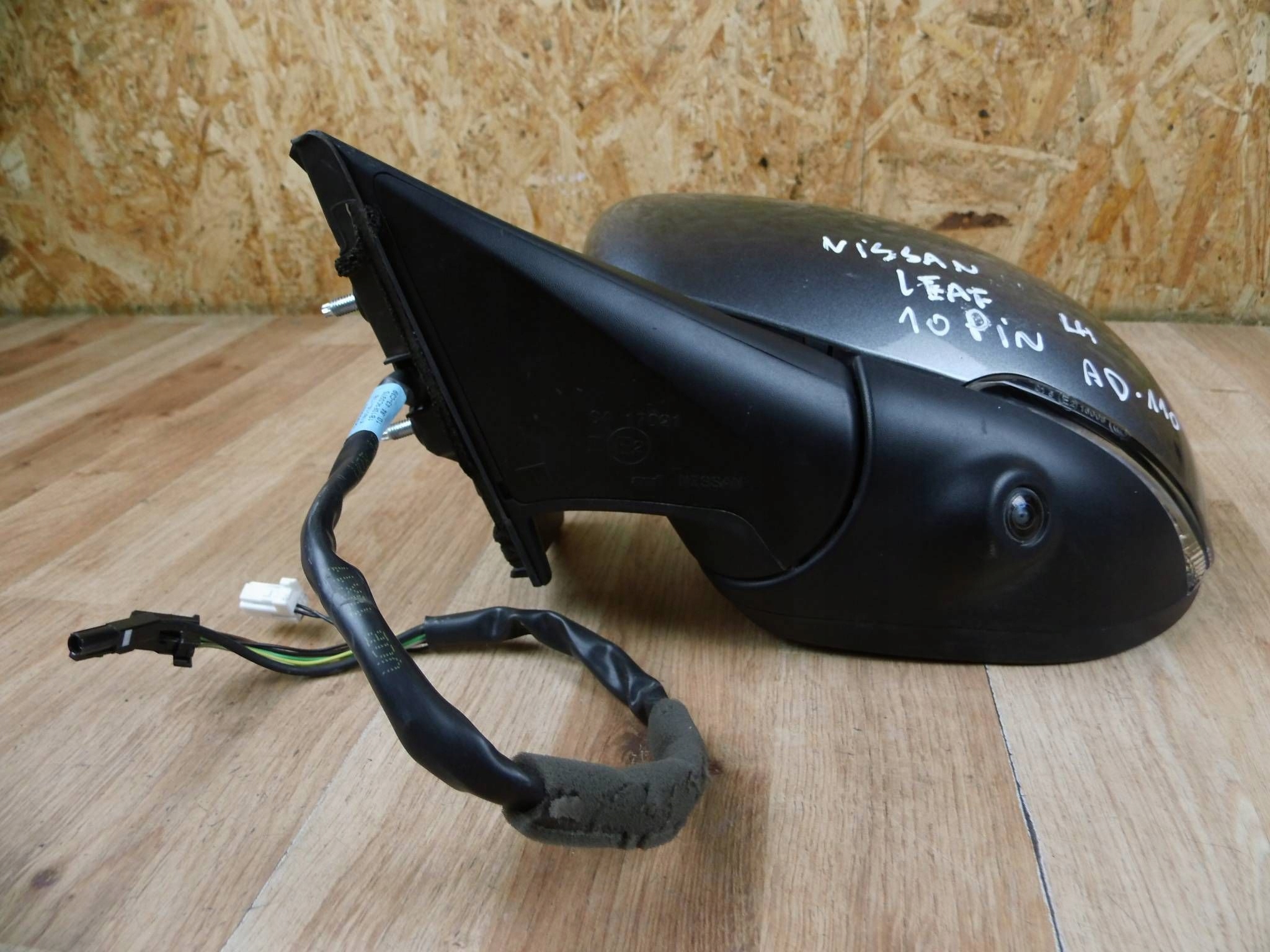 Nissan Leaf II (ZE1) 2017+ mirror left 10-PIN - 0417021