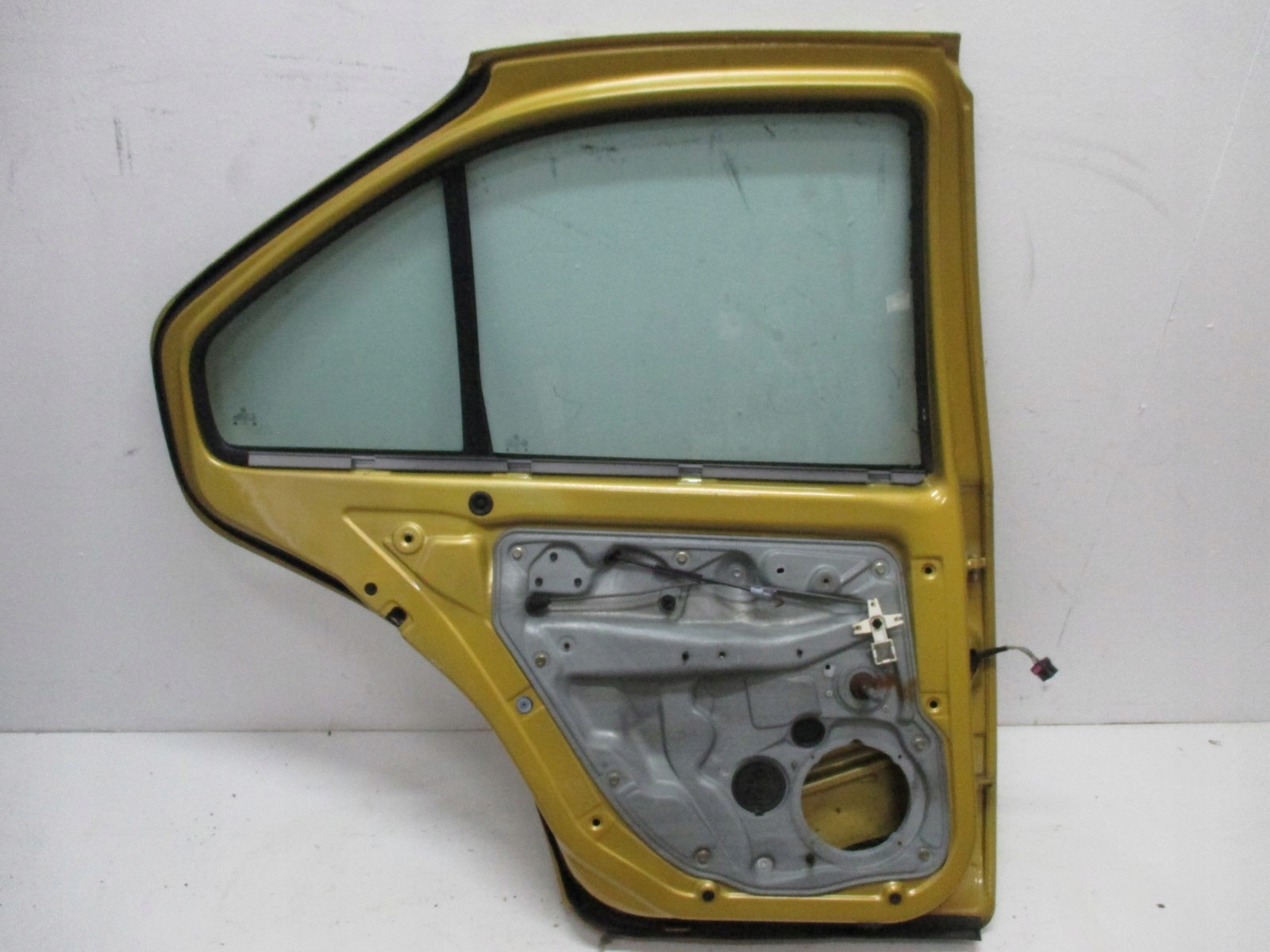 PORTIÈRE GAUCHE ARRIÈRE VW BORA