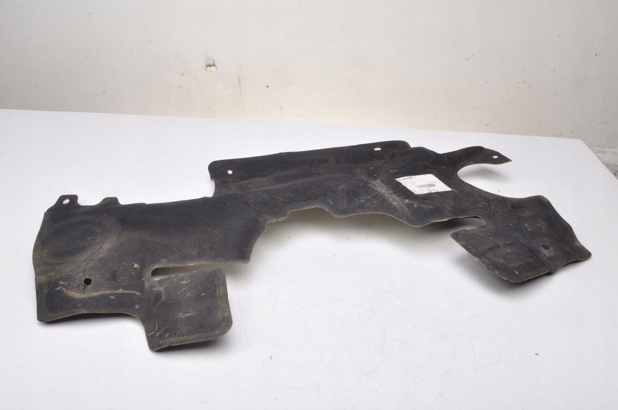 VOLVO XC60 II OSŁONA TERMICZNA 32244471 Numer katalogowy części 32244471