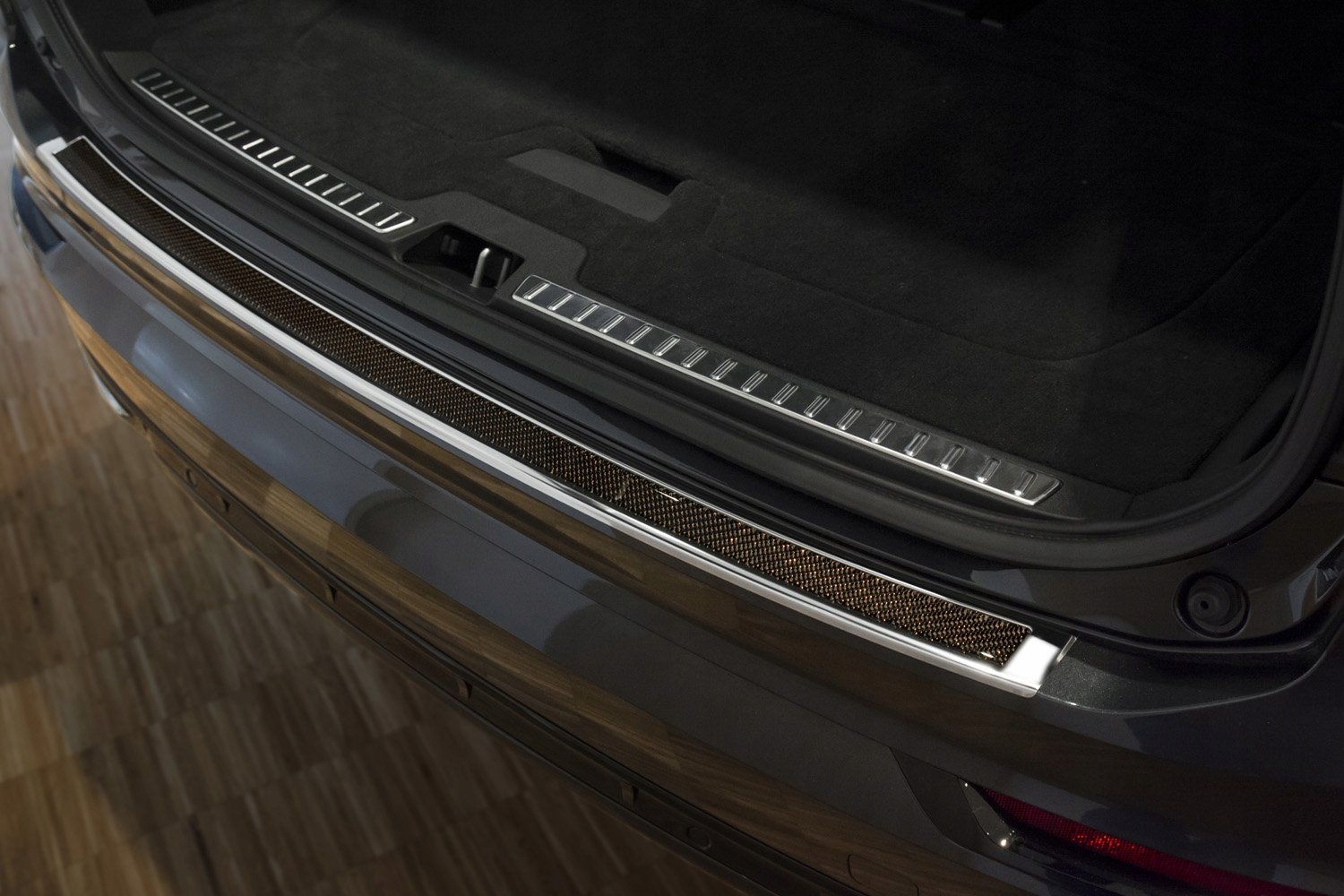 Ochranná lišta na zadný nárazník pre Volvo XC90 II 2015-