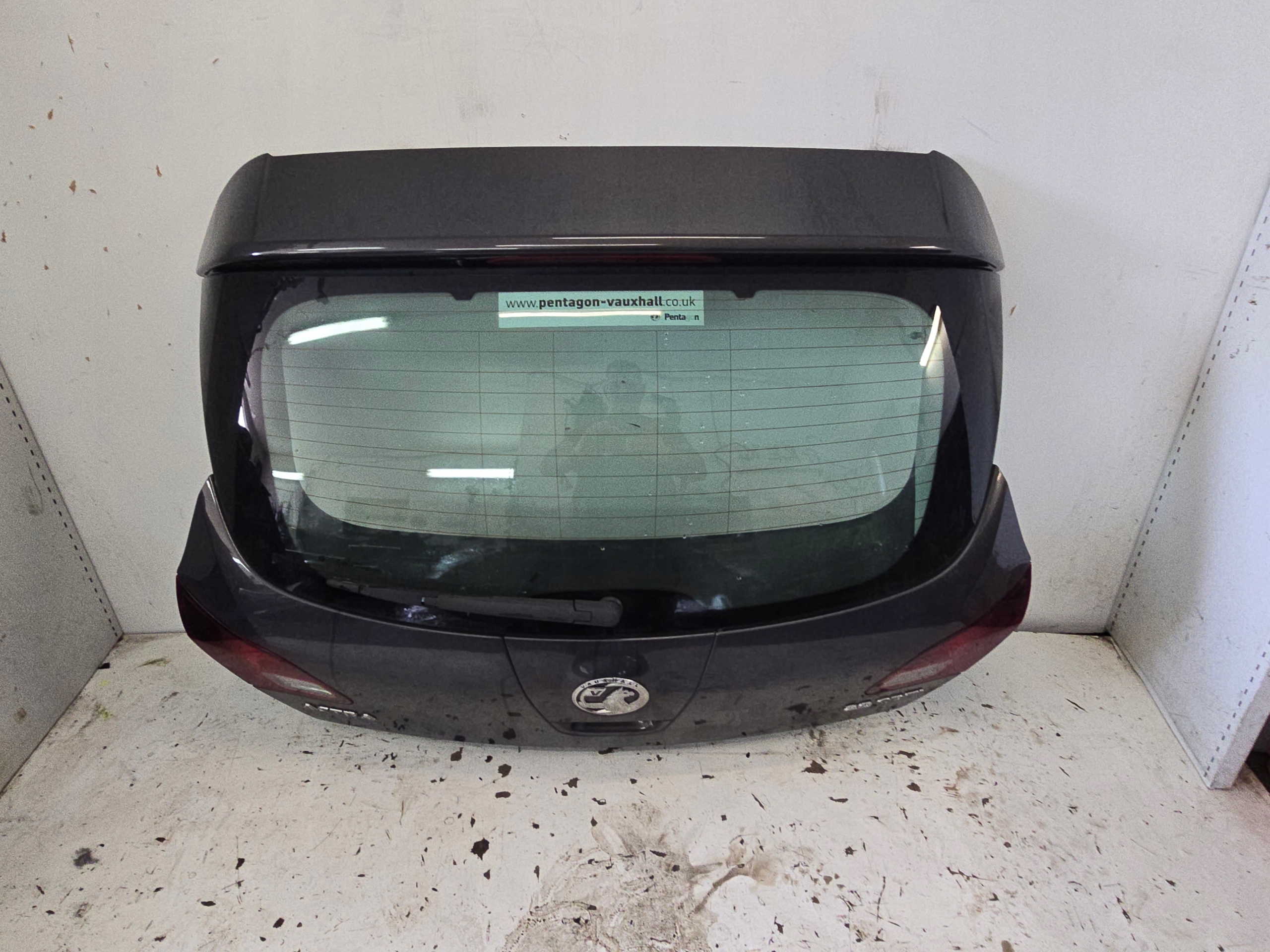 OPEL ASTRA J 4 IV LIFT HB trunk door boot Z190