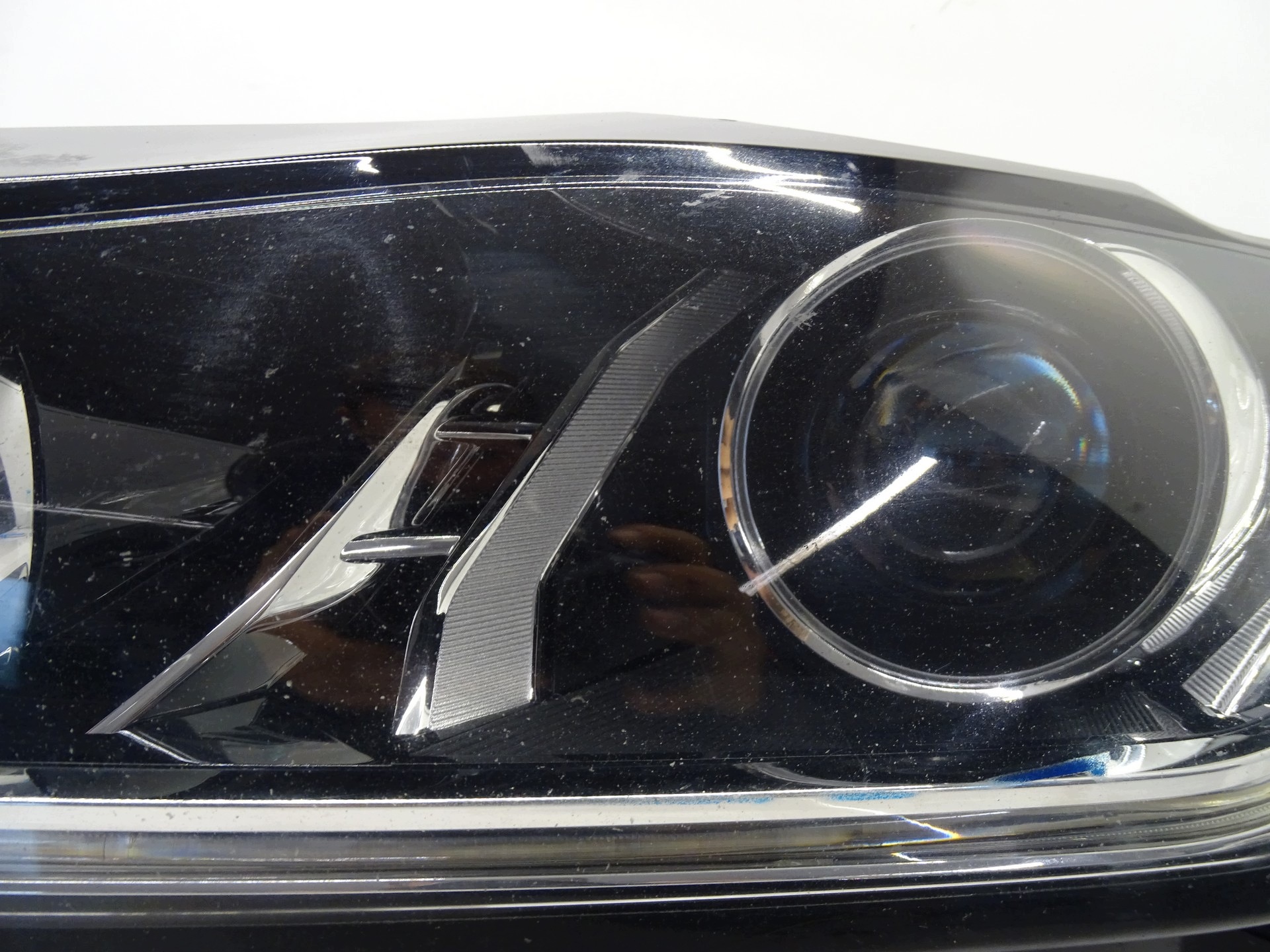 light left front XENON JAGUAR XE X760 GX73-13W030-DG UK