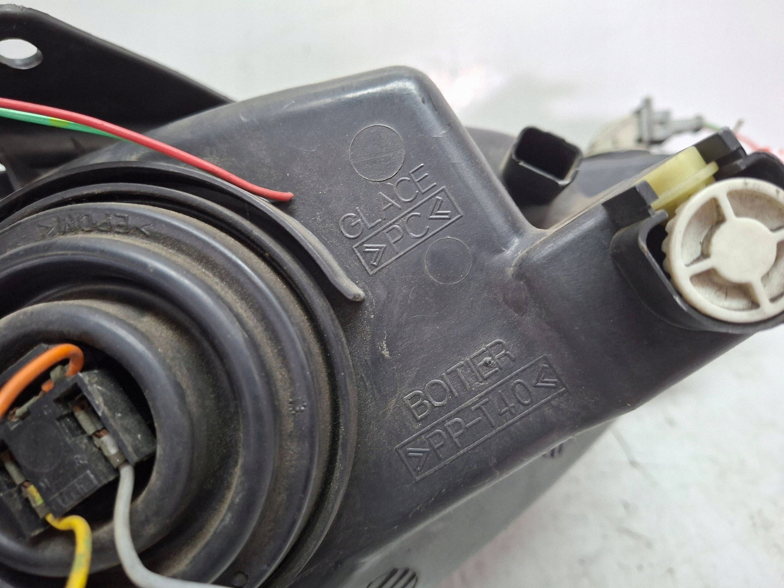 light front left PEUGEOT 206 1998