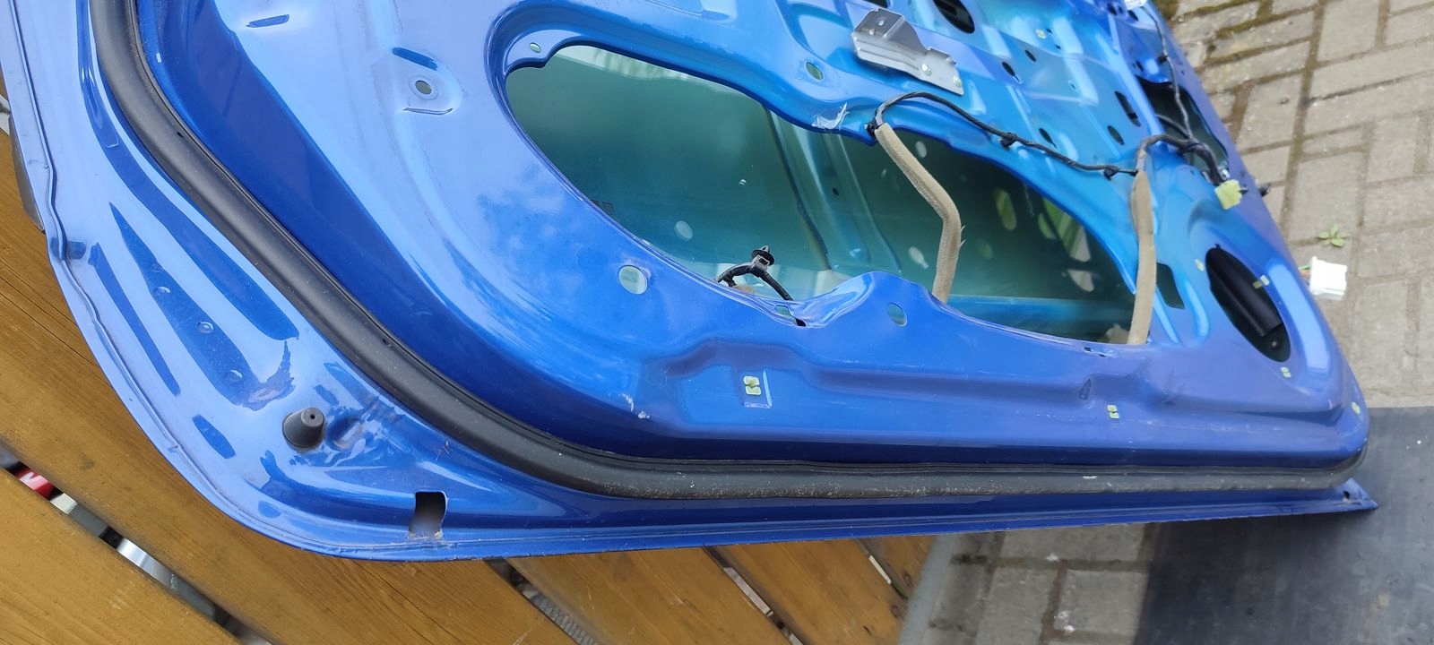 door front front left Chevrolet Aveo 3D 33U