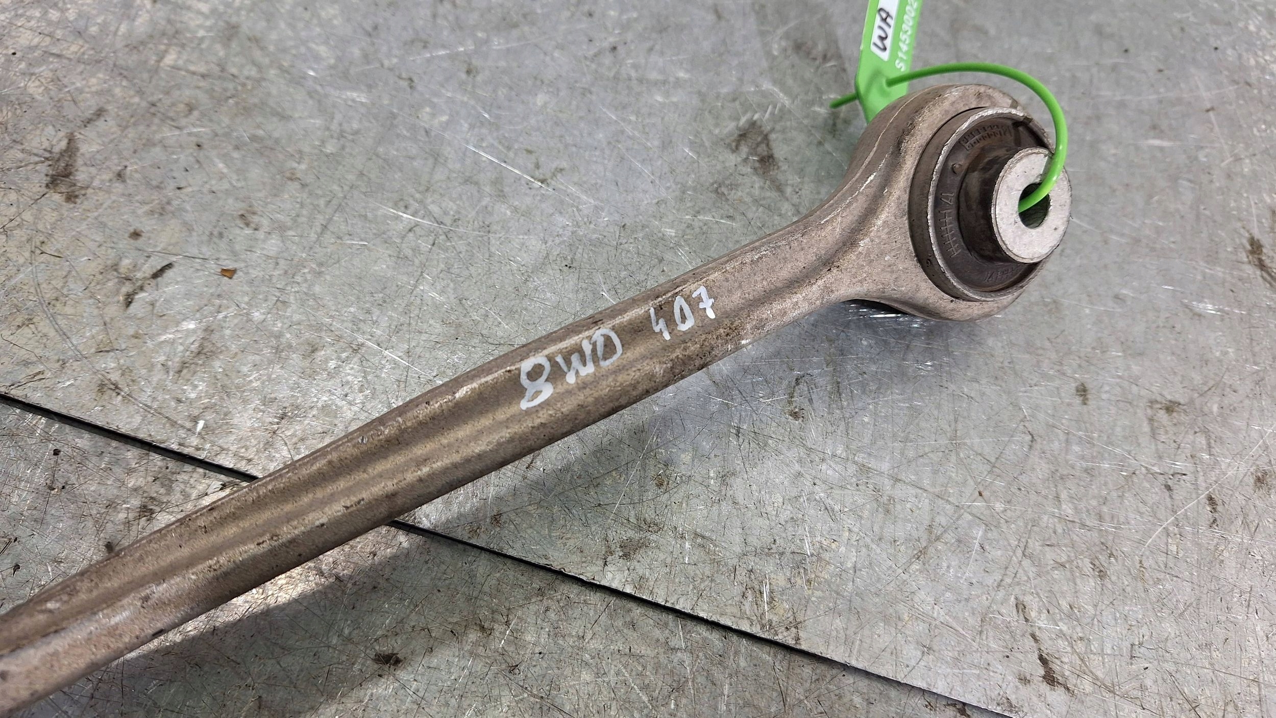 arm upper left 8W0407509B AUDI A4 B9 A5 8W