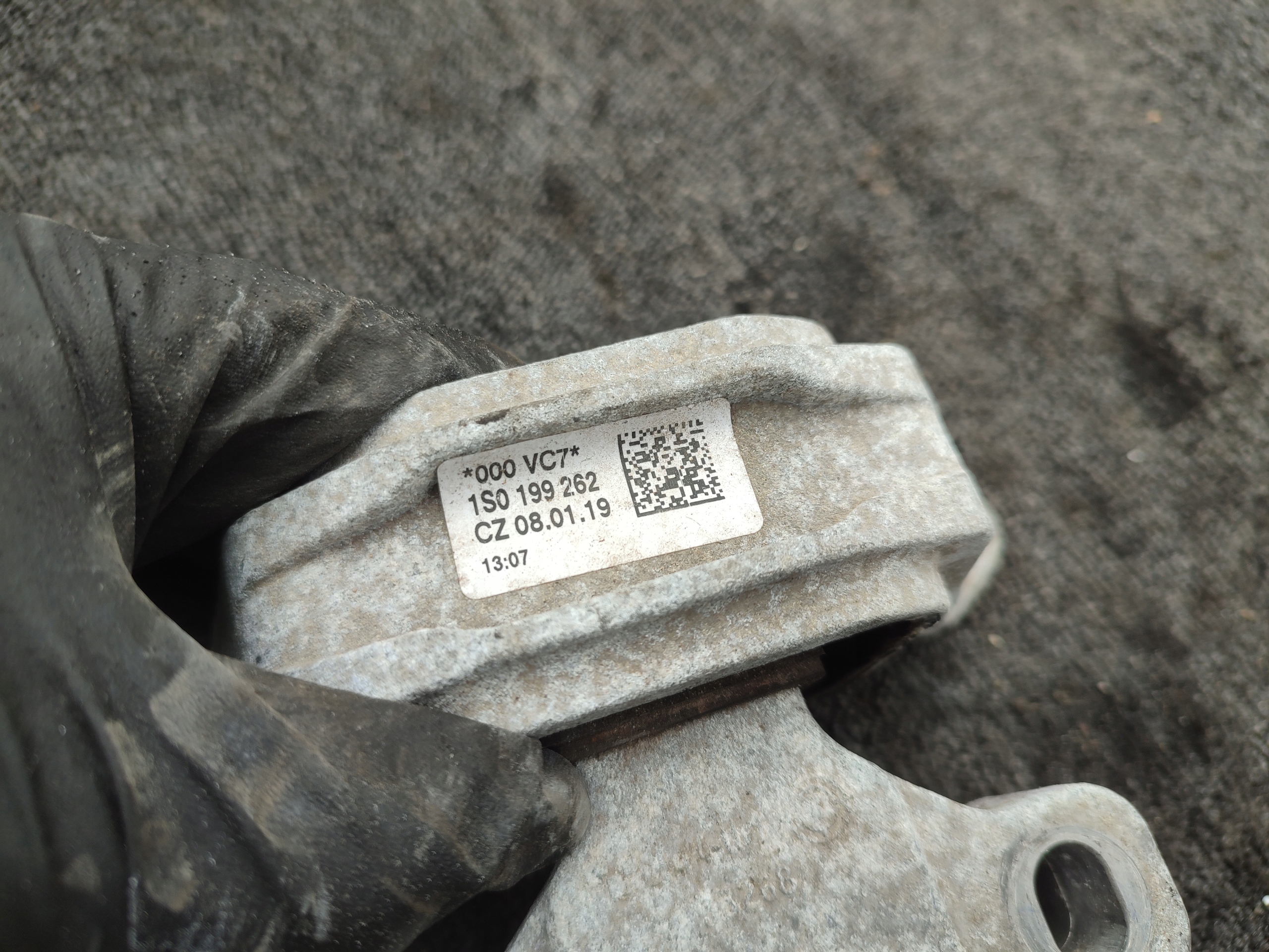 holder engine mount VW UP SKODA CITIGO 1S0199262