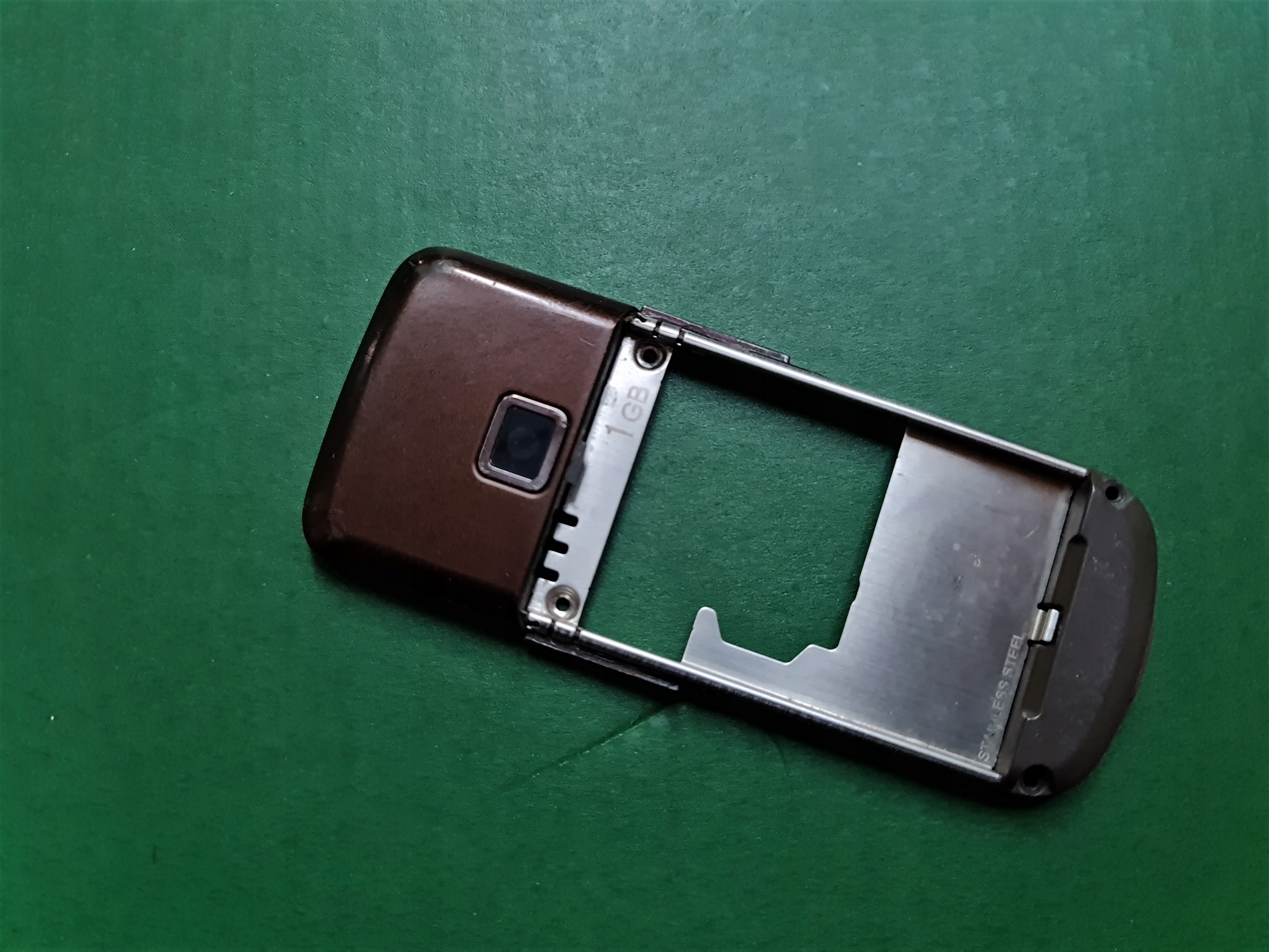 Nokia 8800 Sapphire Arte korpus Pasuje do marki Nokia