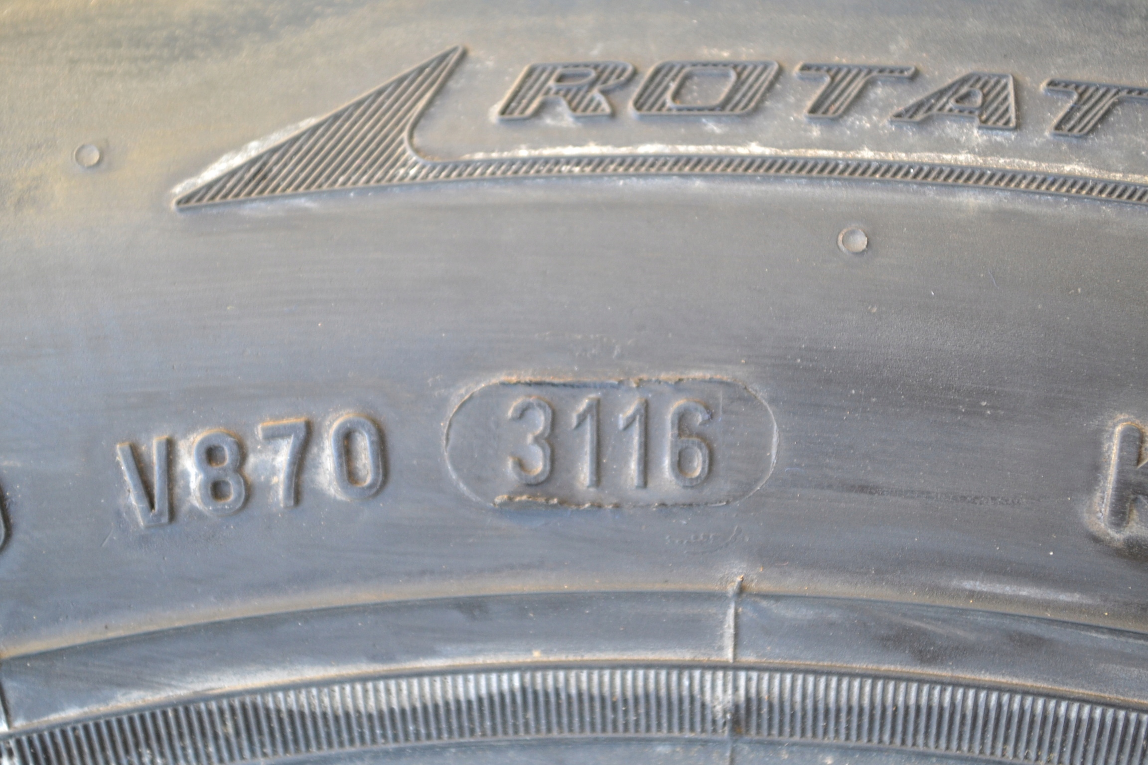 185/60R15 88T PIRELLI CINTURATO WINTER x4szt 4666z Kod producenta 2687000